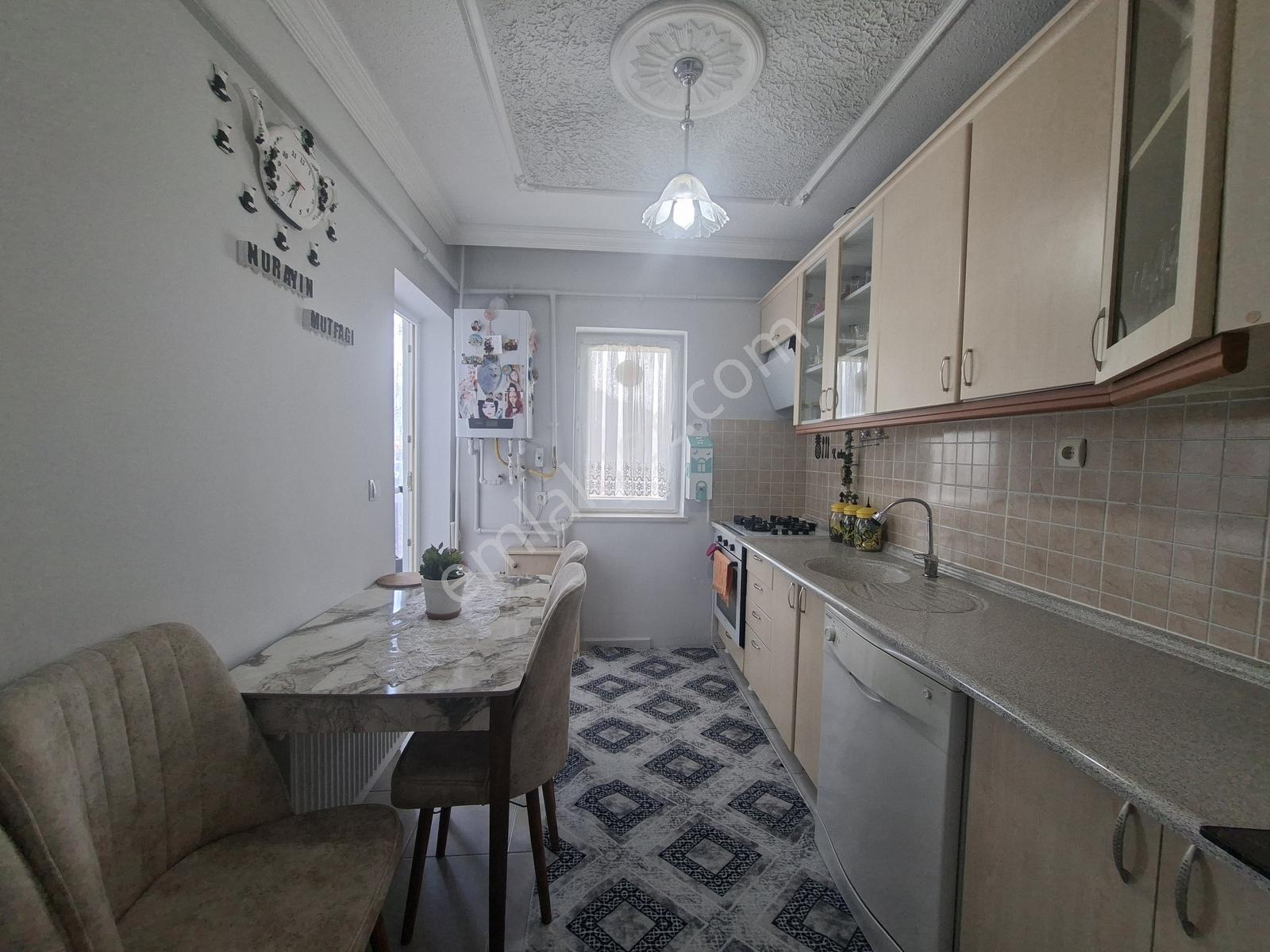 Remax Dem'den Mengüceli Tokide Satılık Borçsuz 2+1 Daire - Görsel 16