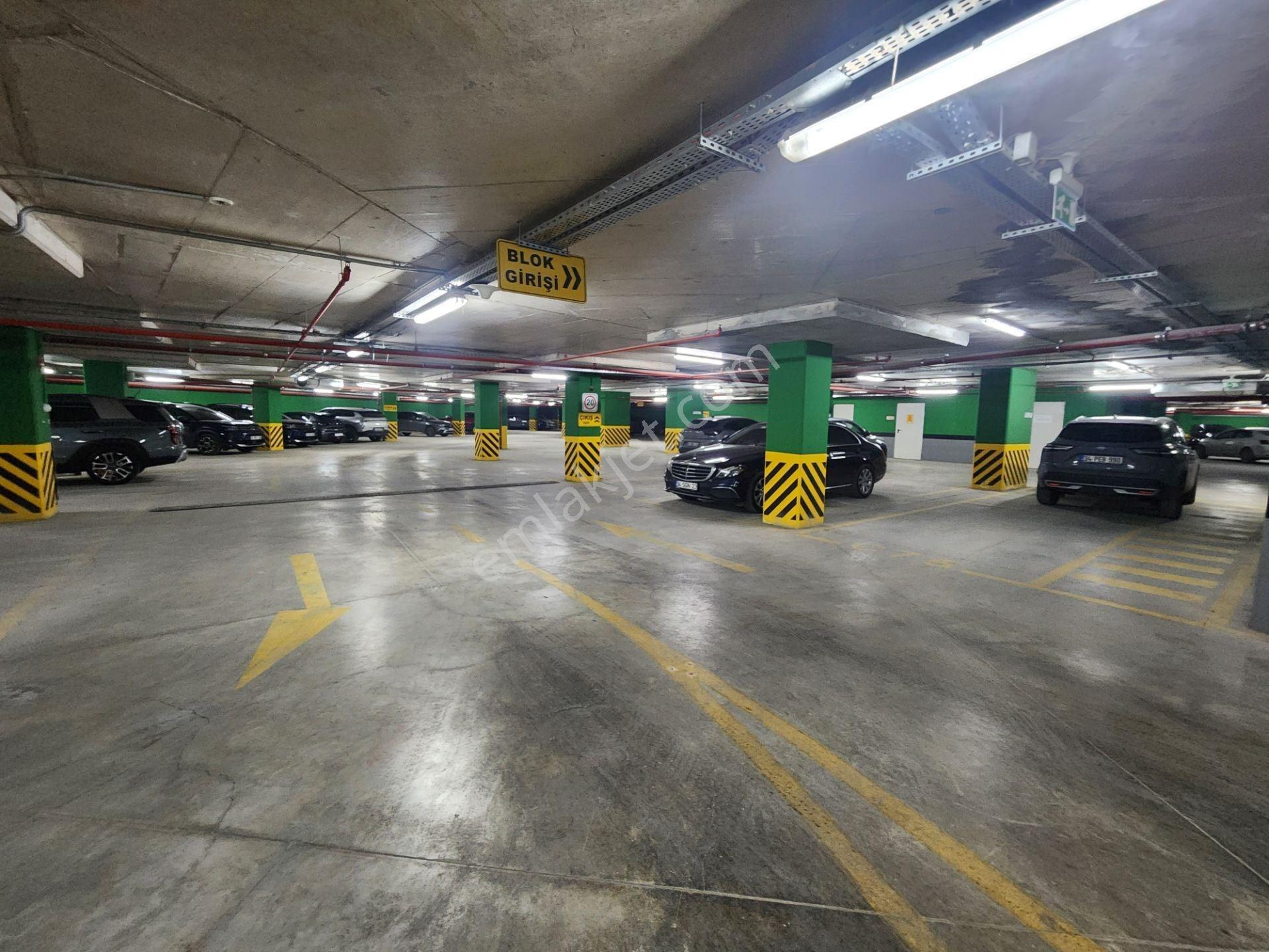 Kartal Kule Yüksek Kat Deniz Manzaralı Satılık Büyük Tip Ofis - Görsel 32