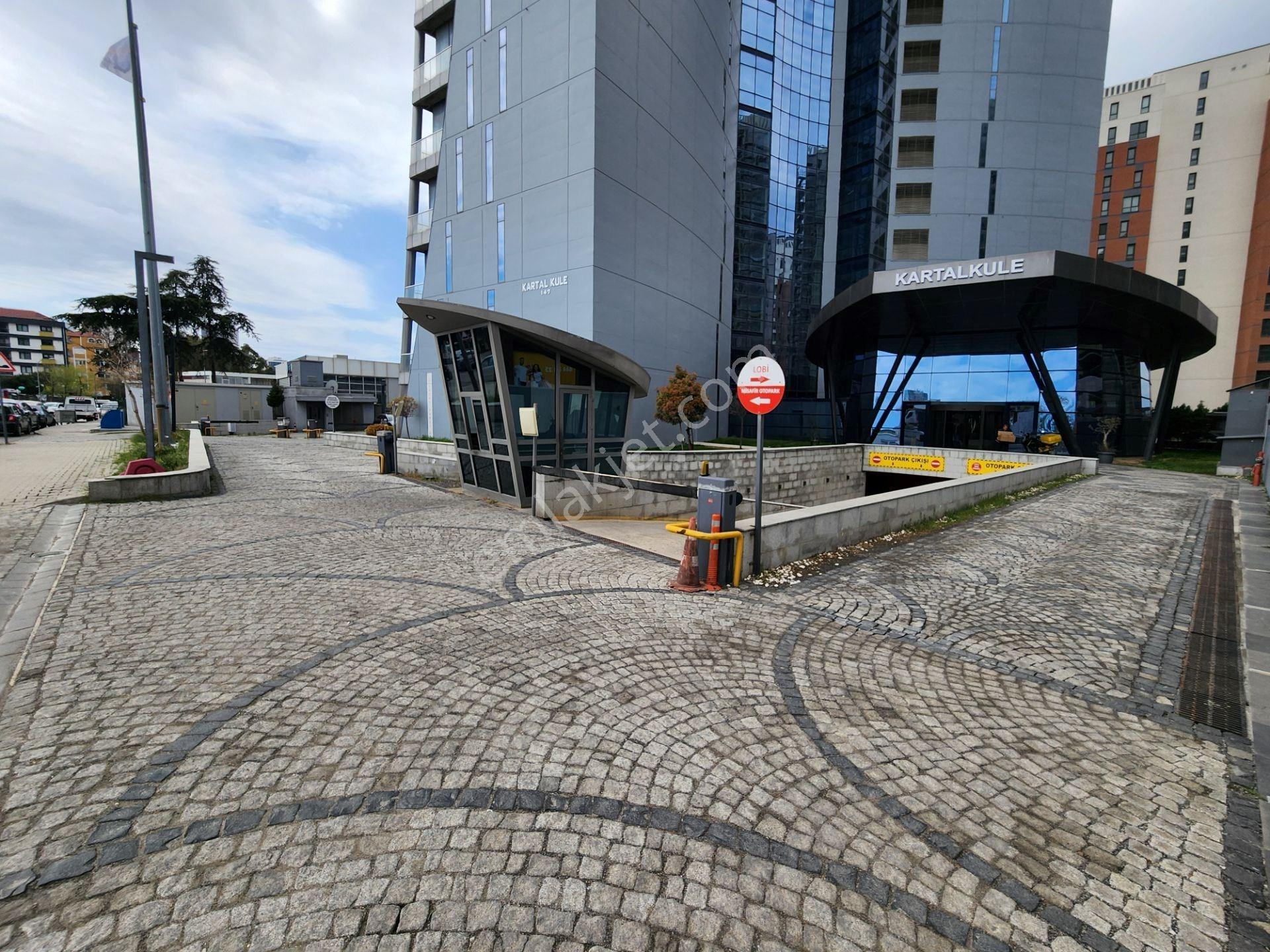 Kartal Kule Yüksek Kat Deniz Manzaralı Satılık Büyük Tip Ofis - Görsel 31