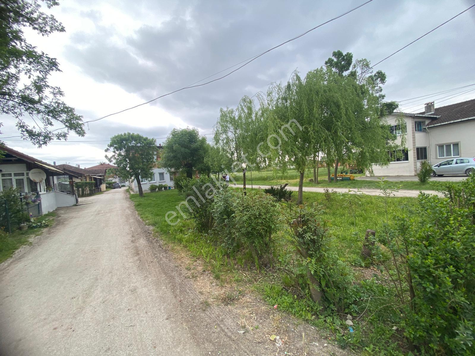 Aralıkta Ana Cadde Üzerinde Satılık Komple Mülk Fırsatı ! - Görsel 15