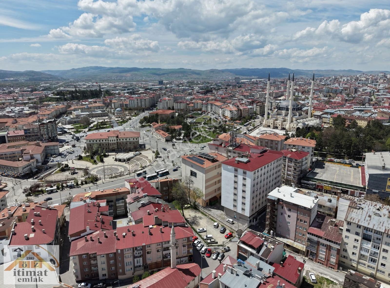 Öz İtimat Emlak // Türk Telekom Yanı Komple Satılık Bina+dükkan - Görsel 24
