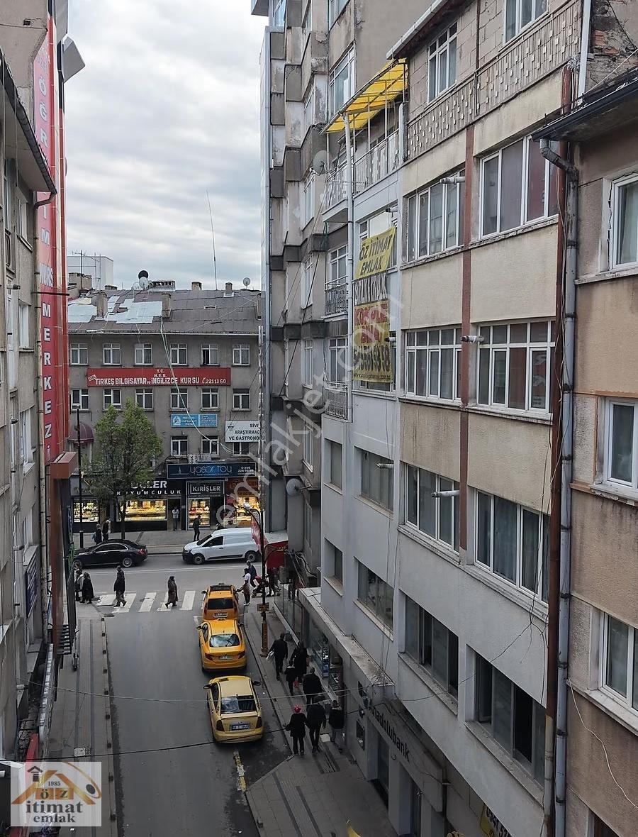 Öz İtimat Emlak // Atatürk Caddesinde Satılık Komple Bina - Görsel 11