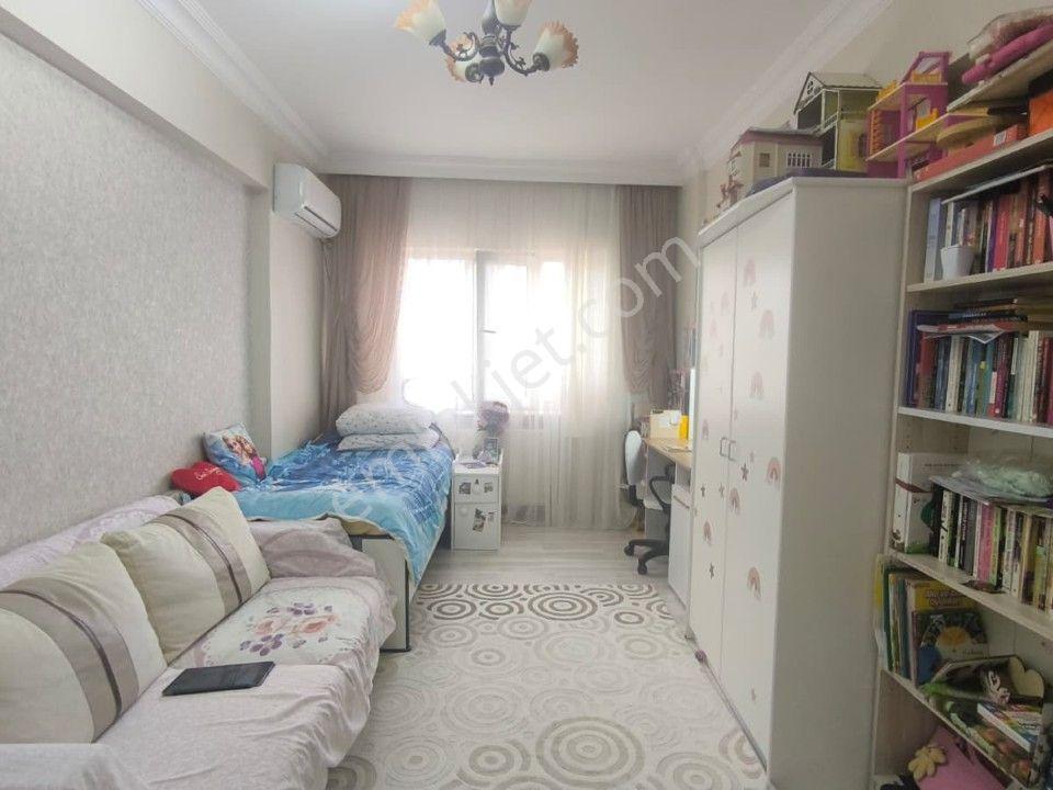 Kısacık'dan Harici Çatı Kilerli Satlık 3+1 Daire - Görsel 13