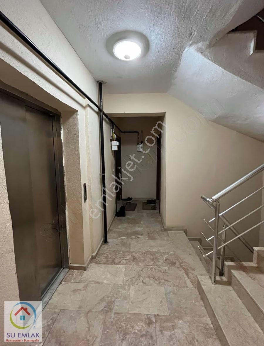 Ödemiş Merkezde Yatırımlık 1+1 Eşyalı Daire - Görsel 5