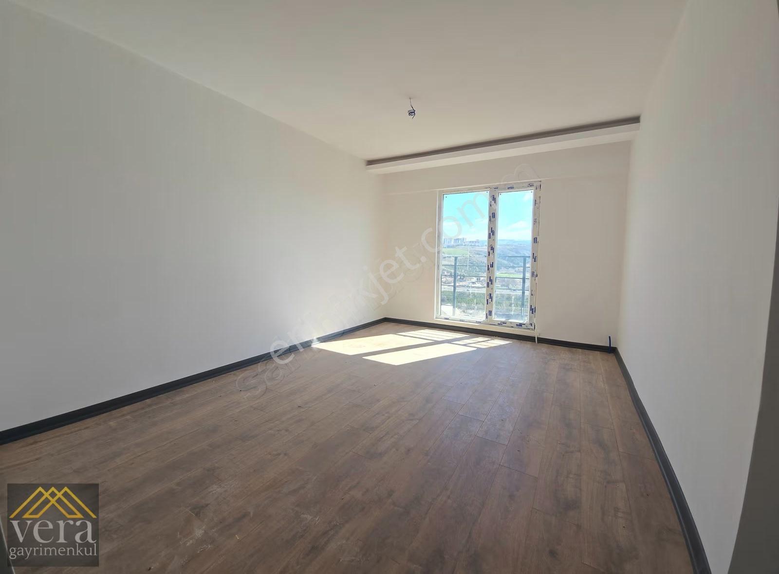 Sitede 13. Kat 4+1 Full Manzaralı İskan-mantolama Geniş Balkon - Görsel 24