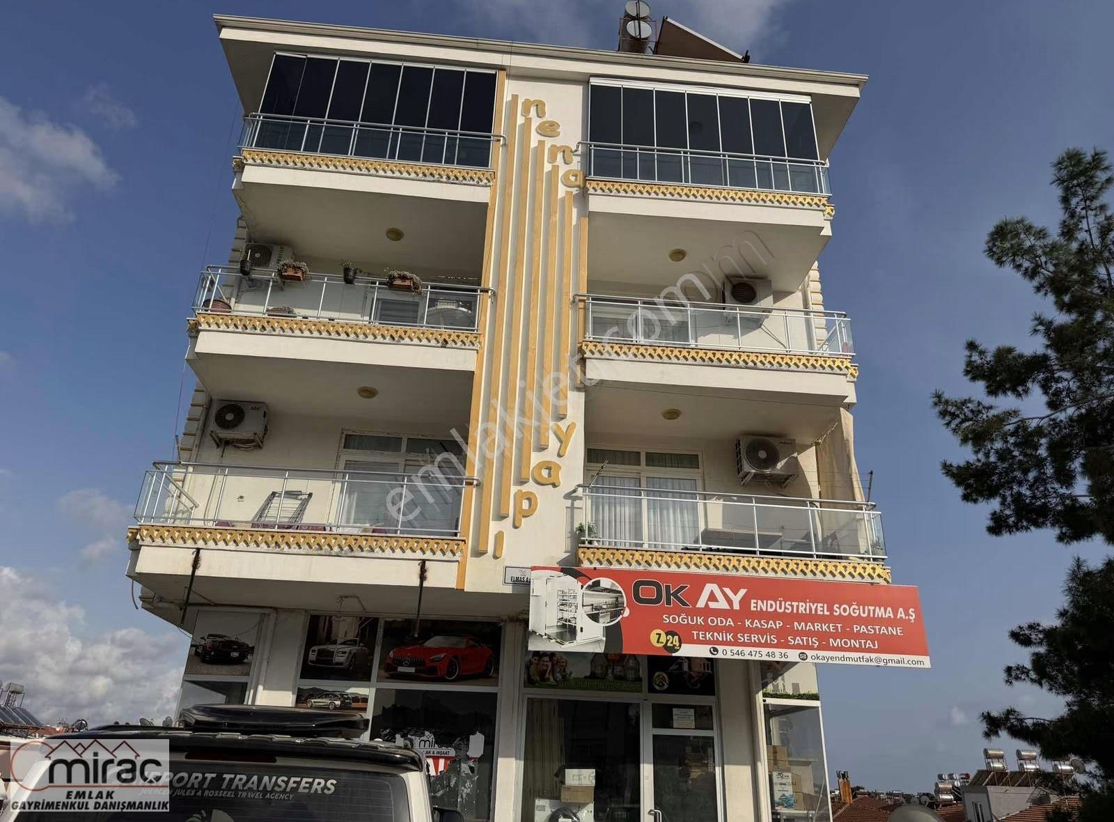 Sarılar Ana Caddede Asansörlü Orta Kat Daire