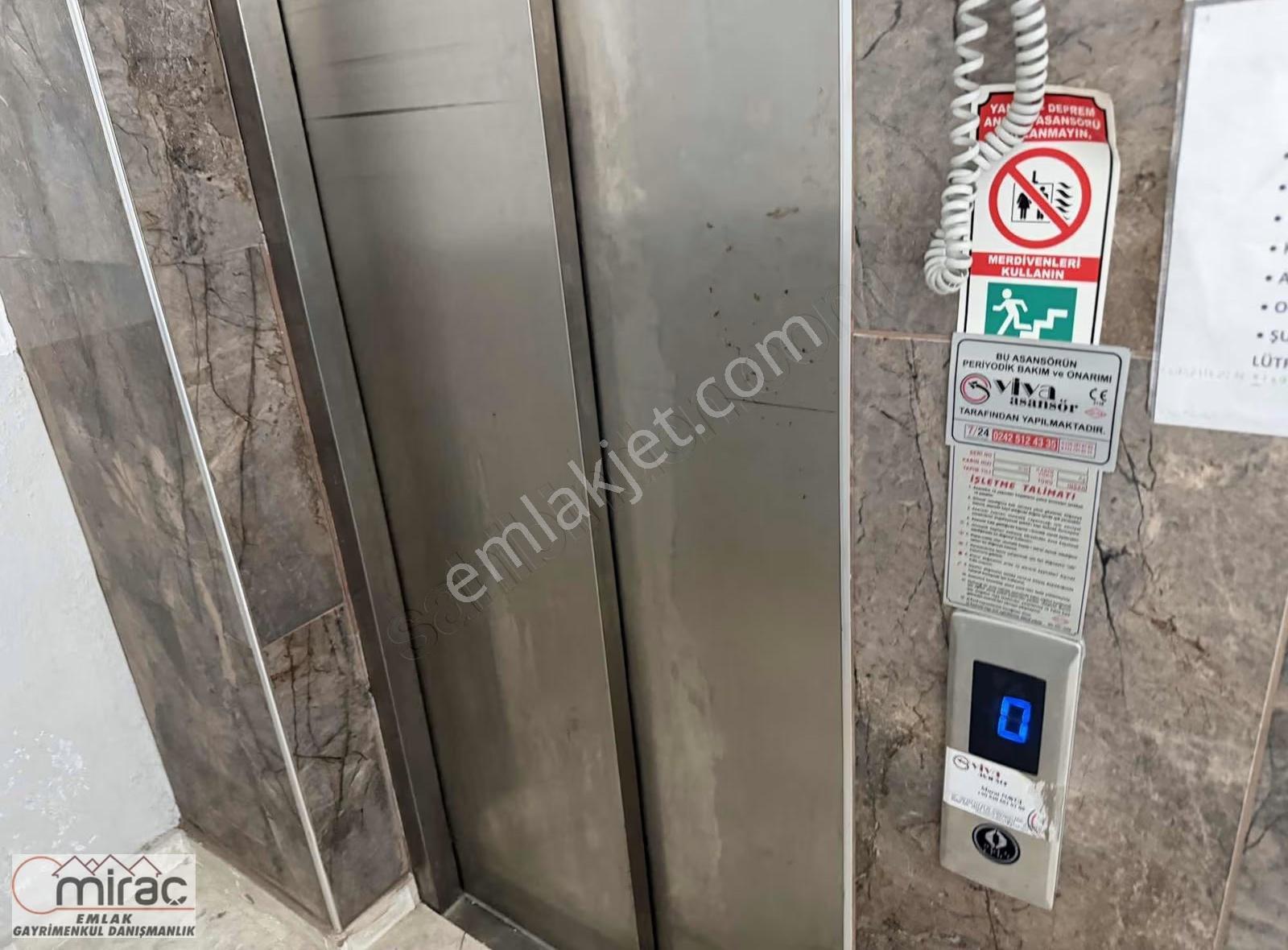 Sarılar Ana Caddede Asansörlü Orta Kat Daire - Görsel 9