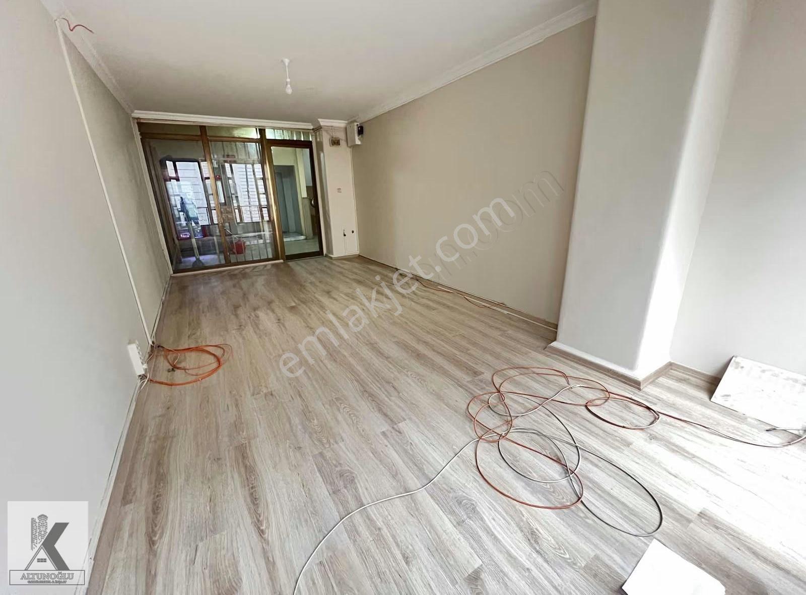 Altunoğlu"ndan Mert Yıldırım İş Hanında Ön Cephe Kiralık Ofis - Görsel 4