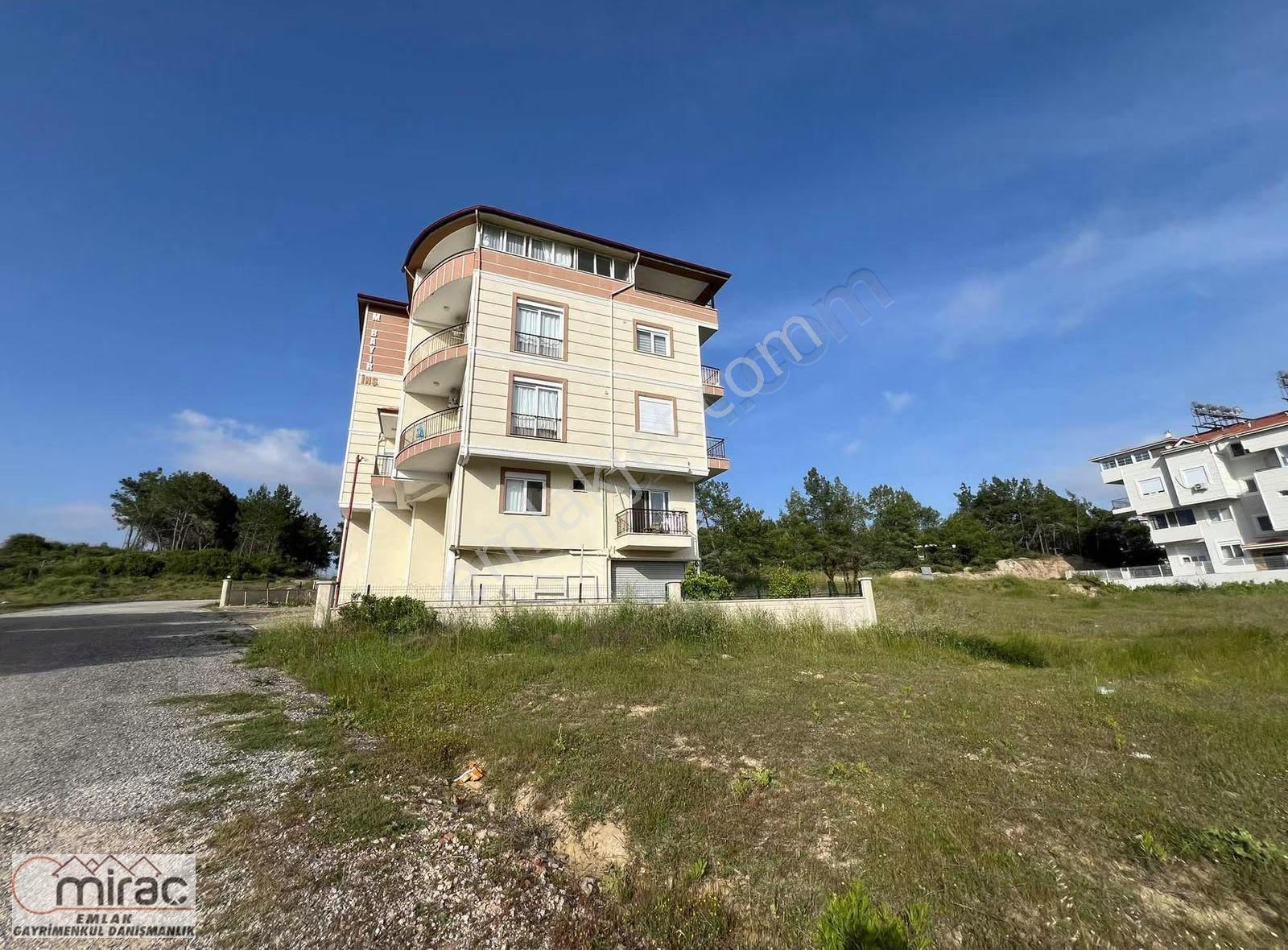 Doğa Manzaralı Etrafı Tamamen Açık Köşe Dubleks Daire - Görsel 21