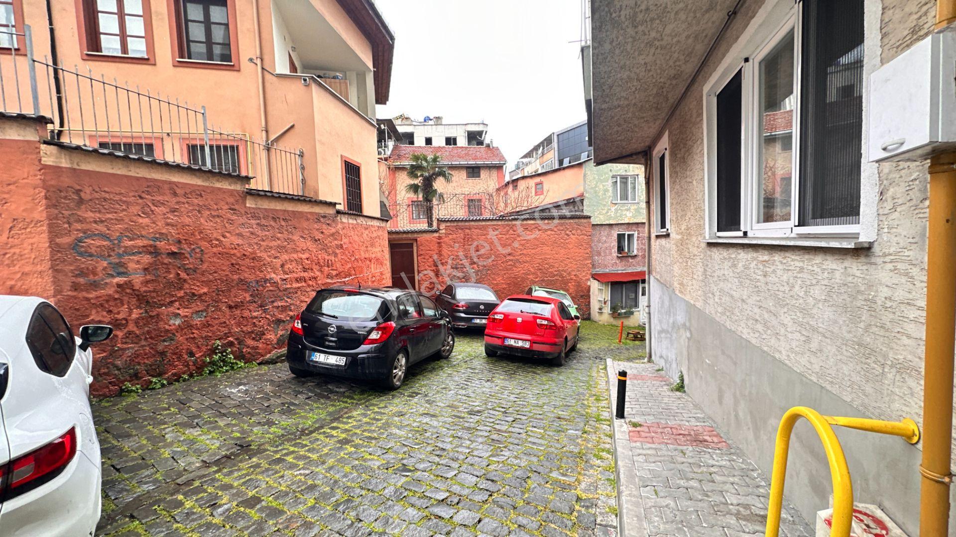 Meydana Yürüme Mesafesinde Kiralık Daire - Görsel 31