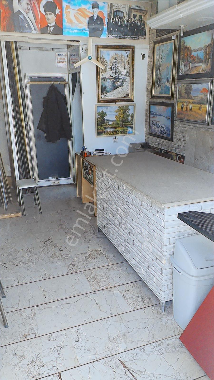 Emek'te İşlek Caddede Satılık 18 M2 Dükkan - Görsel 2