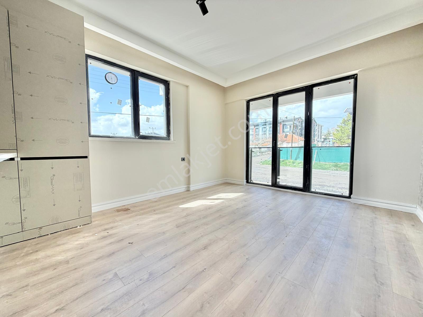 İncek Taşpınar Mahallesi Kiralık 1+1 Ofis / Daire - Görsel 5