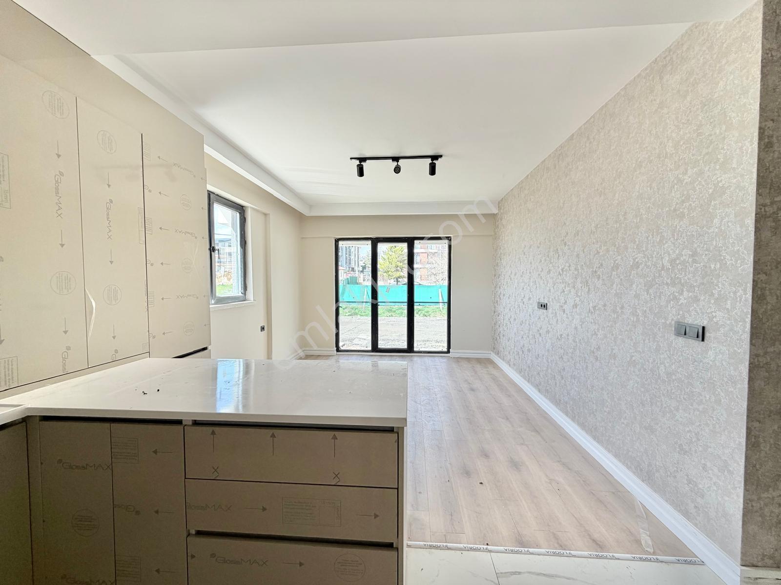 İncek Taşpınar Mahallesi Kiralık 1+1 Ofis / Daire - Görsel 13