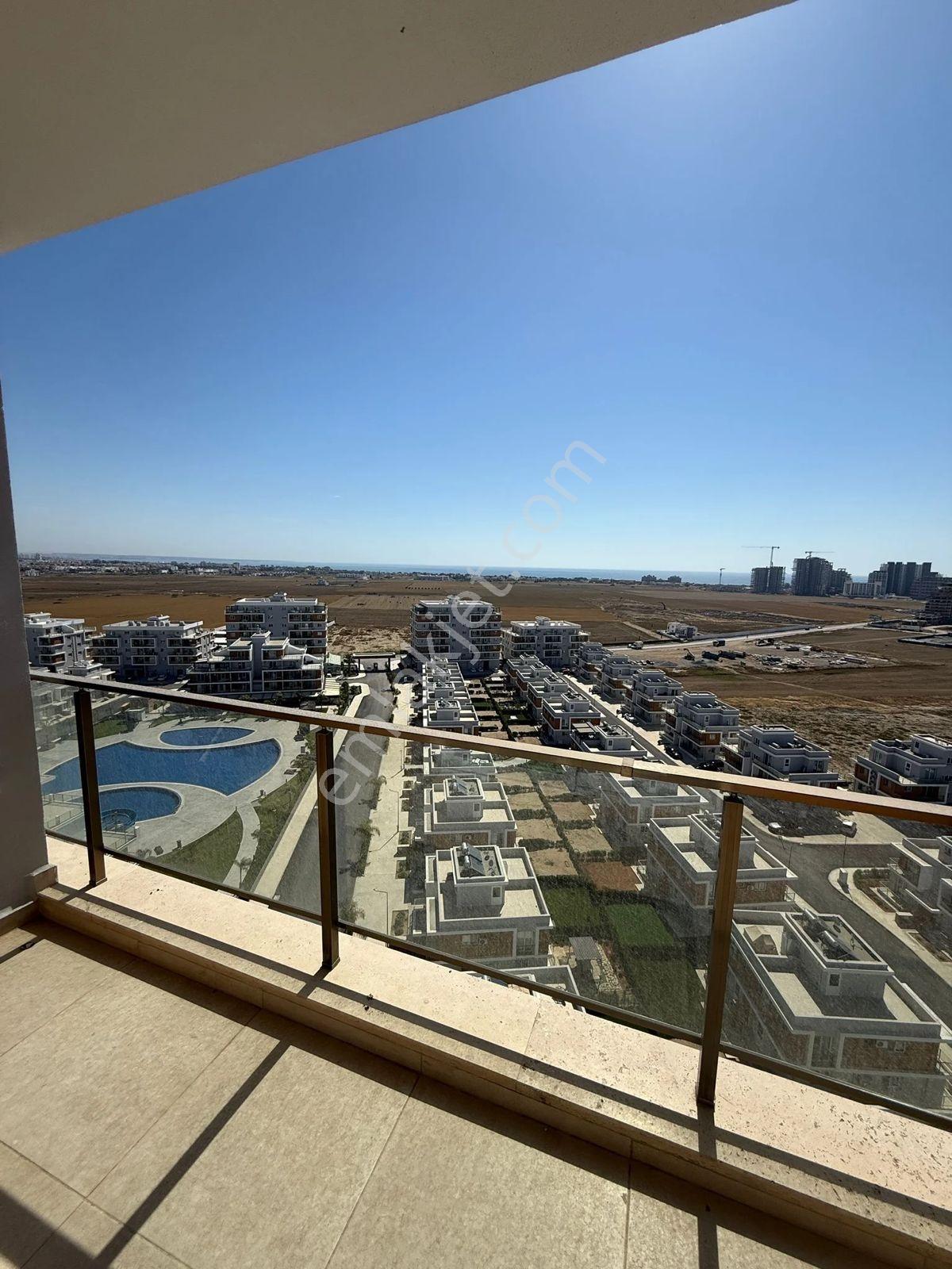 İskele Long Beach 2+1 Site İçerisinde Satılık Daire - Görsel 3