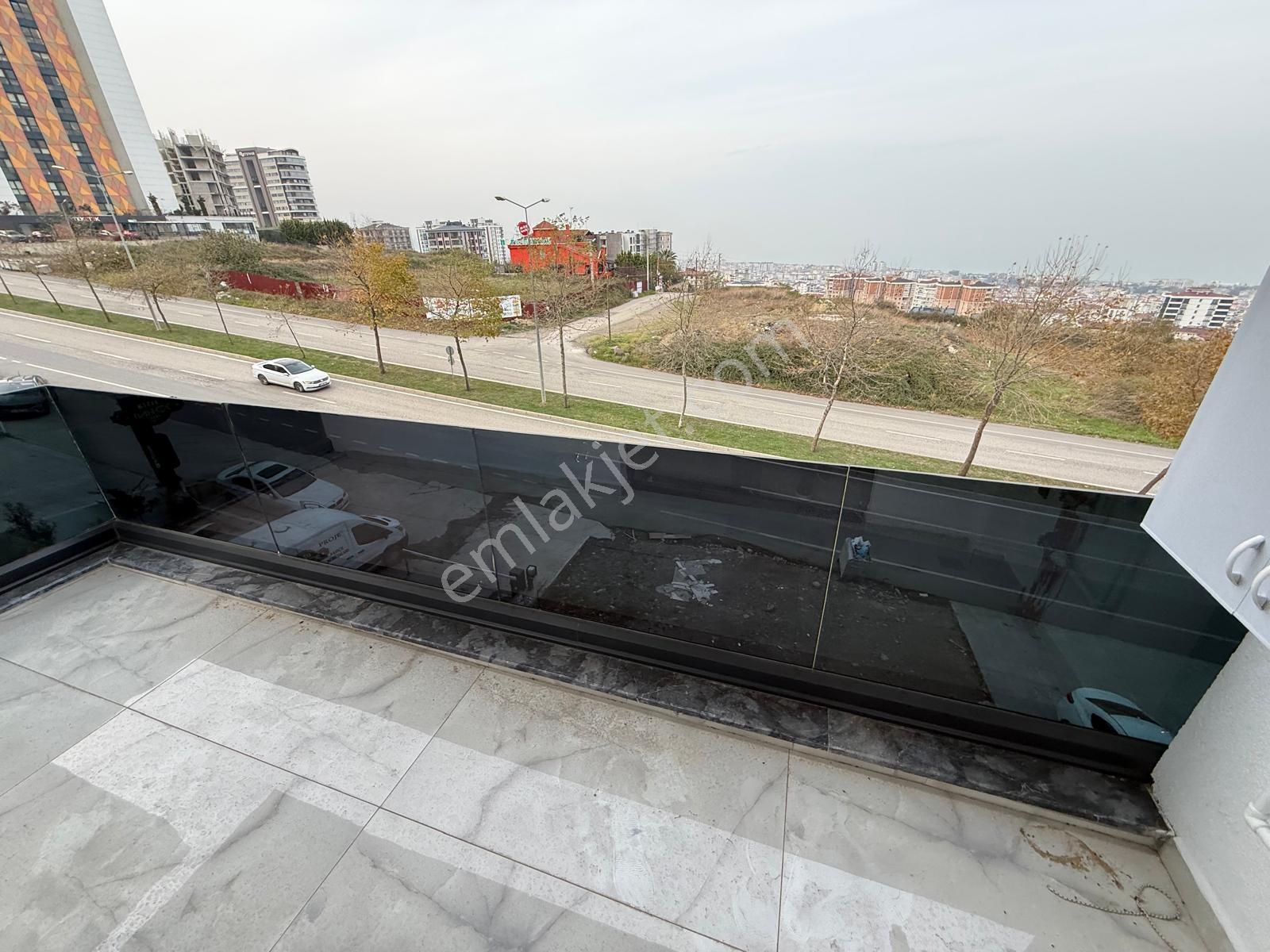 Yağmur Emlak'tan Türker Plaza'da Kiralık 1+1 Ofis/daire - Görsel 10