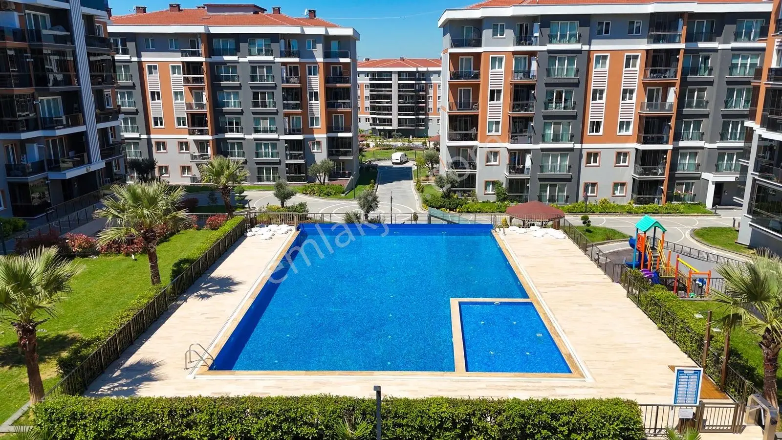 Silivri M.sinan Sun Of Sitesinde Ara Kat 3 Balkonlu 2+1 - Görsel 4