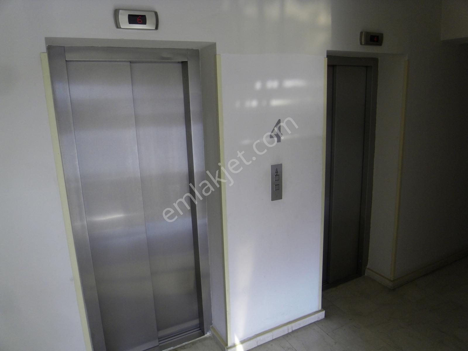 Myvia Bornovada Boş Eşyasız 1+1 Kiralık Daire - Görsel 31