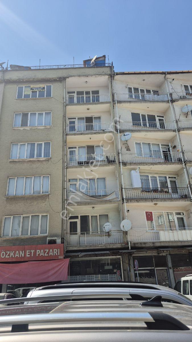 İnegöl Çarşı Merkezde Satılık Uygun Fiyatlı 2+1 Daire