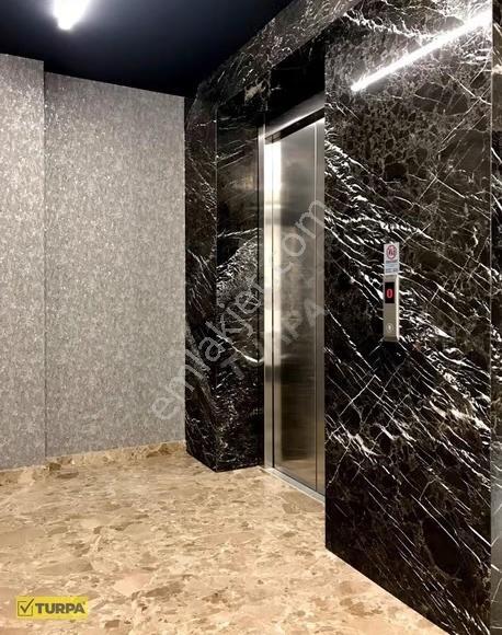Gaziemir Akçay Cadde Üzerinde Merkezi Konumda Kiralık Ofisler - Görsel 10
