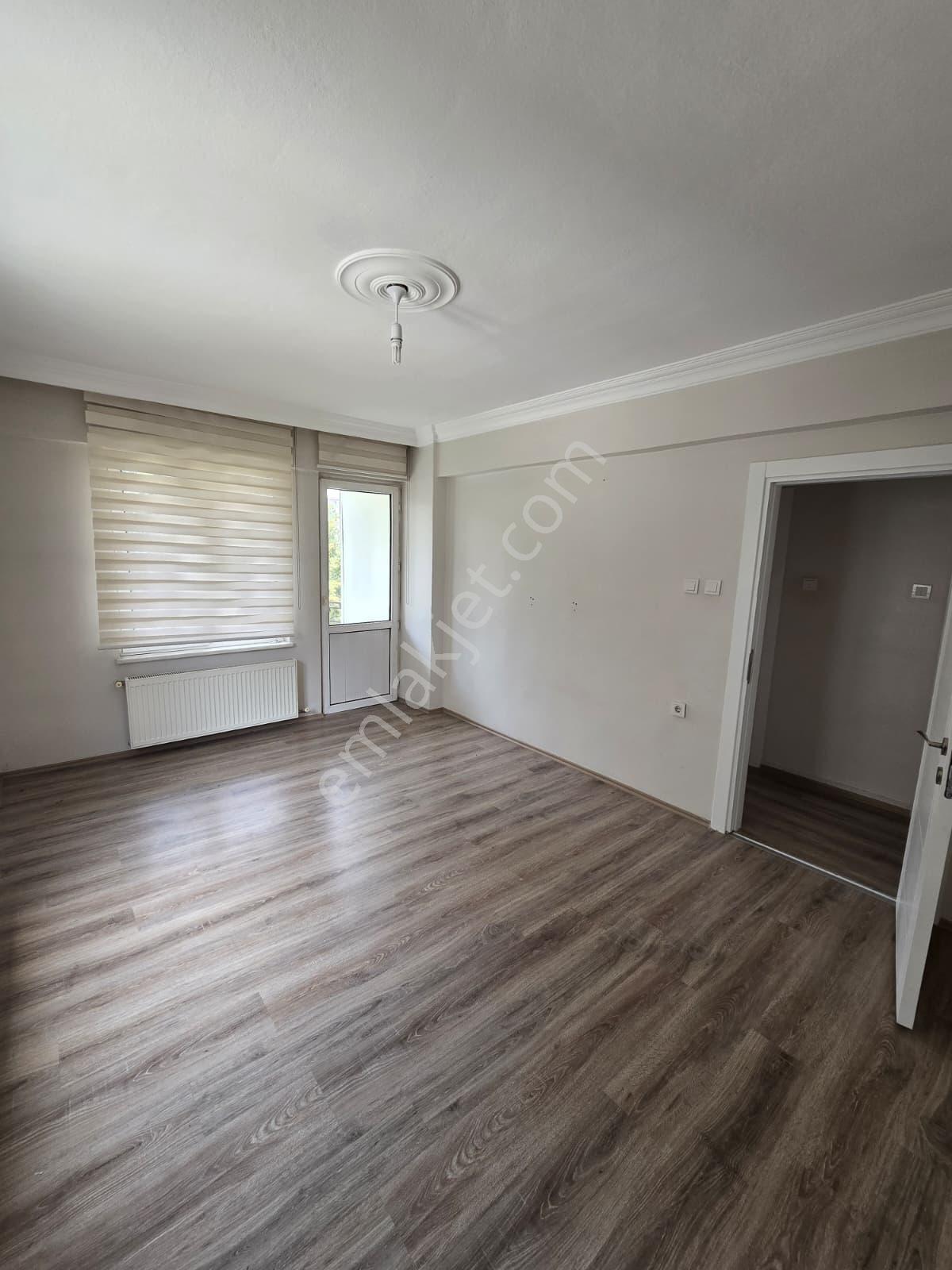 Mudanya Güzelyalıda Deniz Manzaralı Havuzlu Sitede Kiralık Daire - Görsel 5