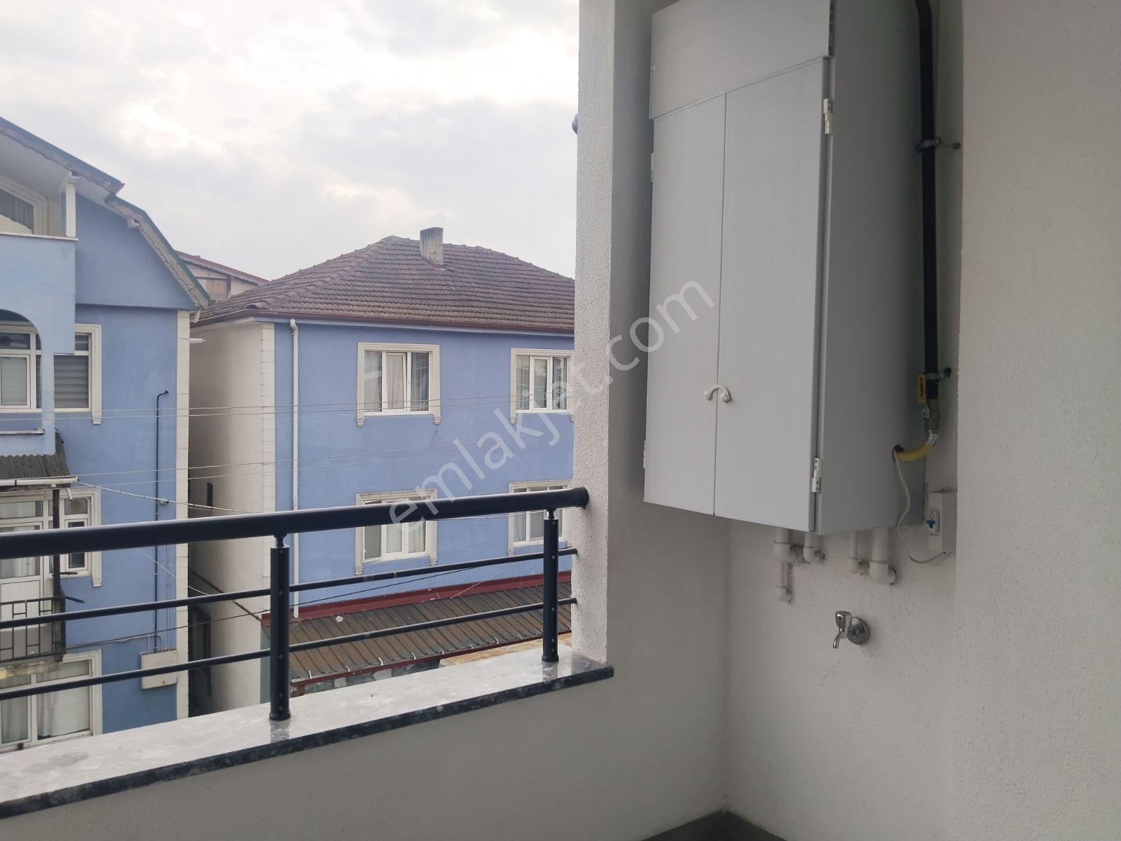 Akermax Gayrimenkulden Kiralık 2+1 Caddeye Yakın Daire - Görsel 2