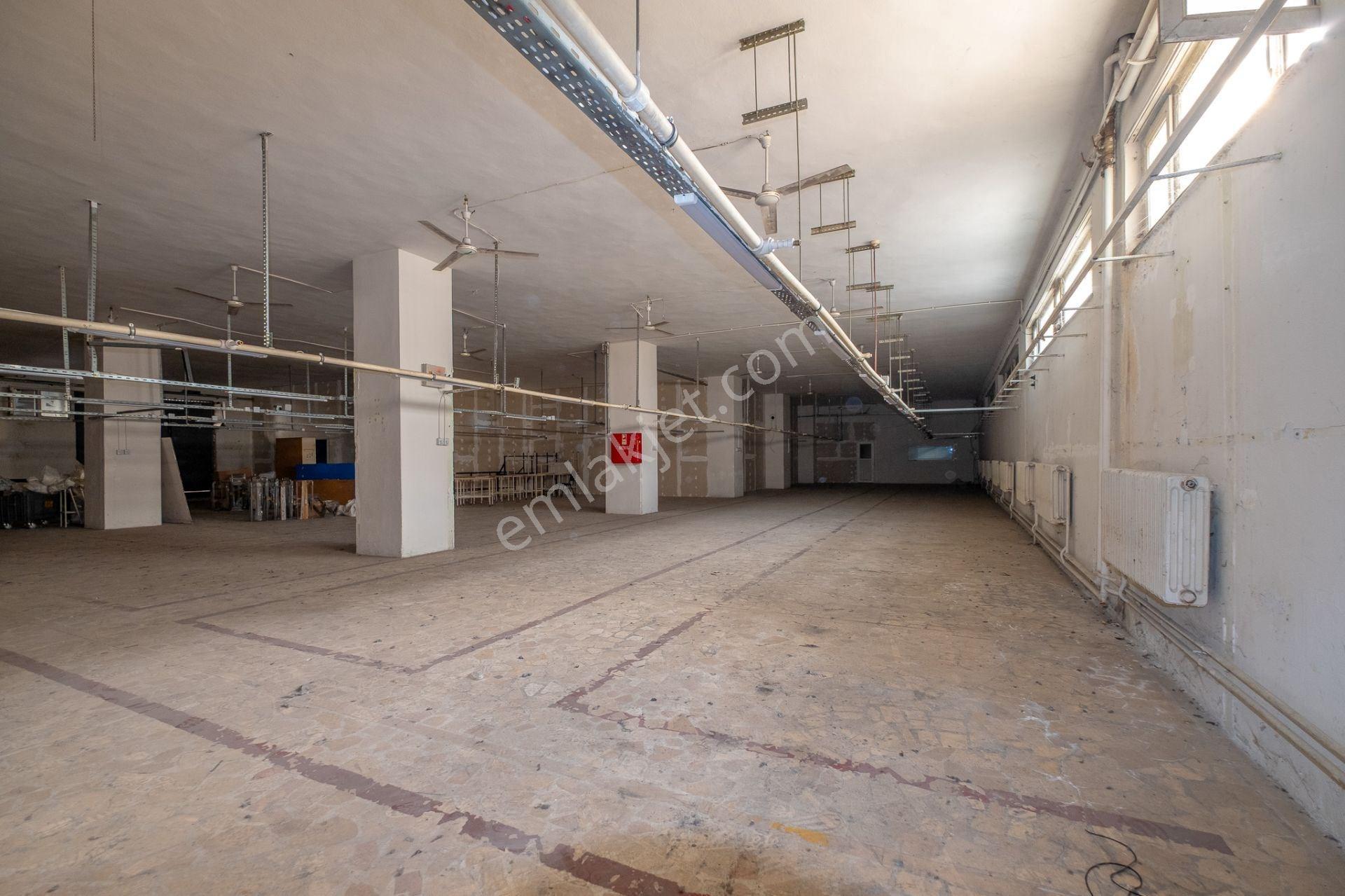 Akbatı Avm'ye Yakın Konumda Kiralık 1000 M2 Depo & İmalathane - Görsel 24