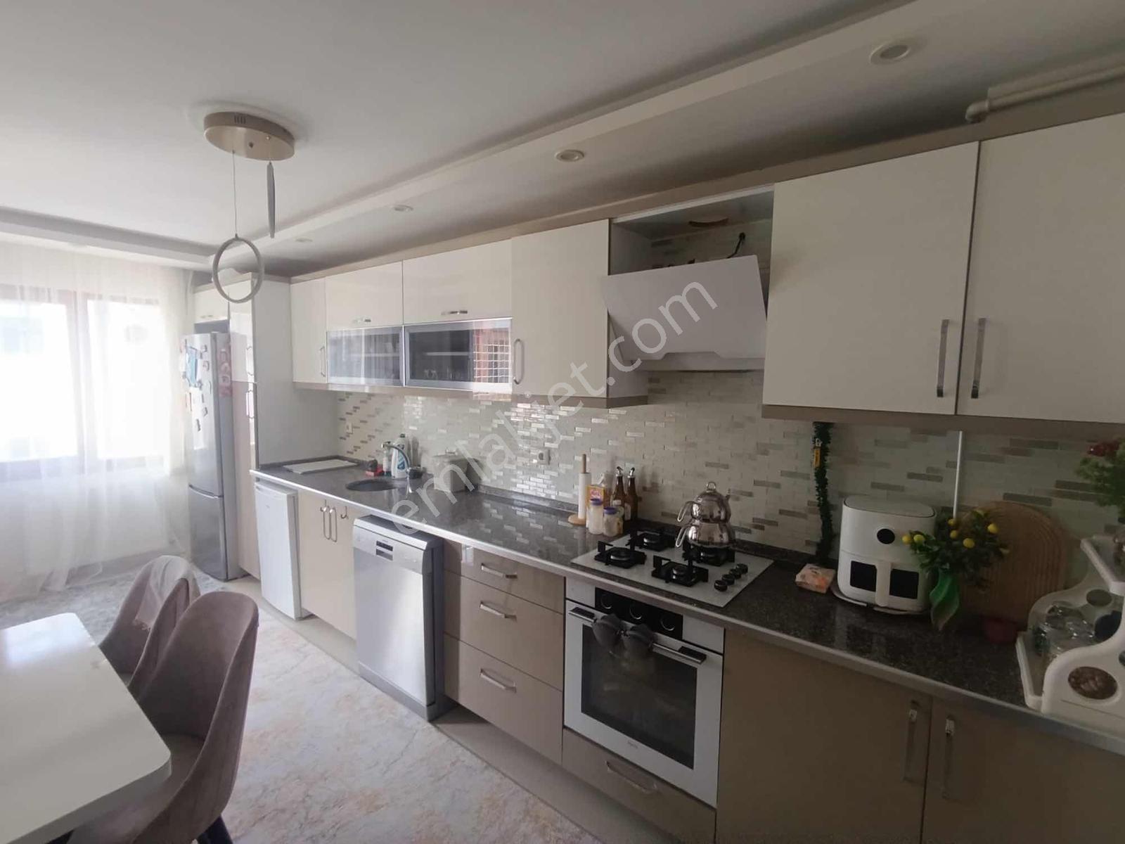 Manisa Yunusemre Muradiye 23 Nisan Park Yanında Satılık - Görsel 26