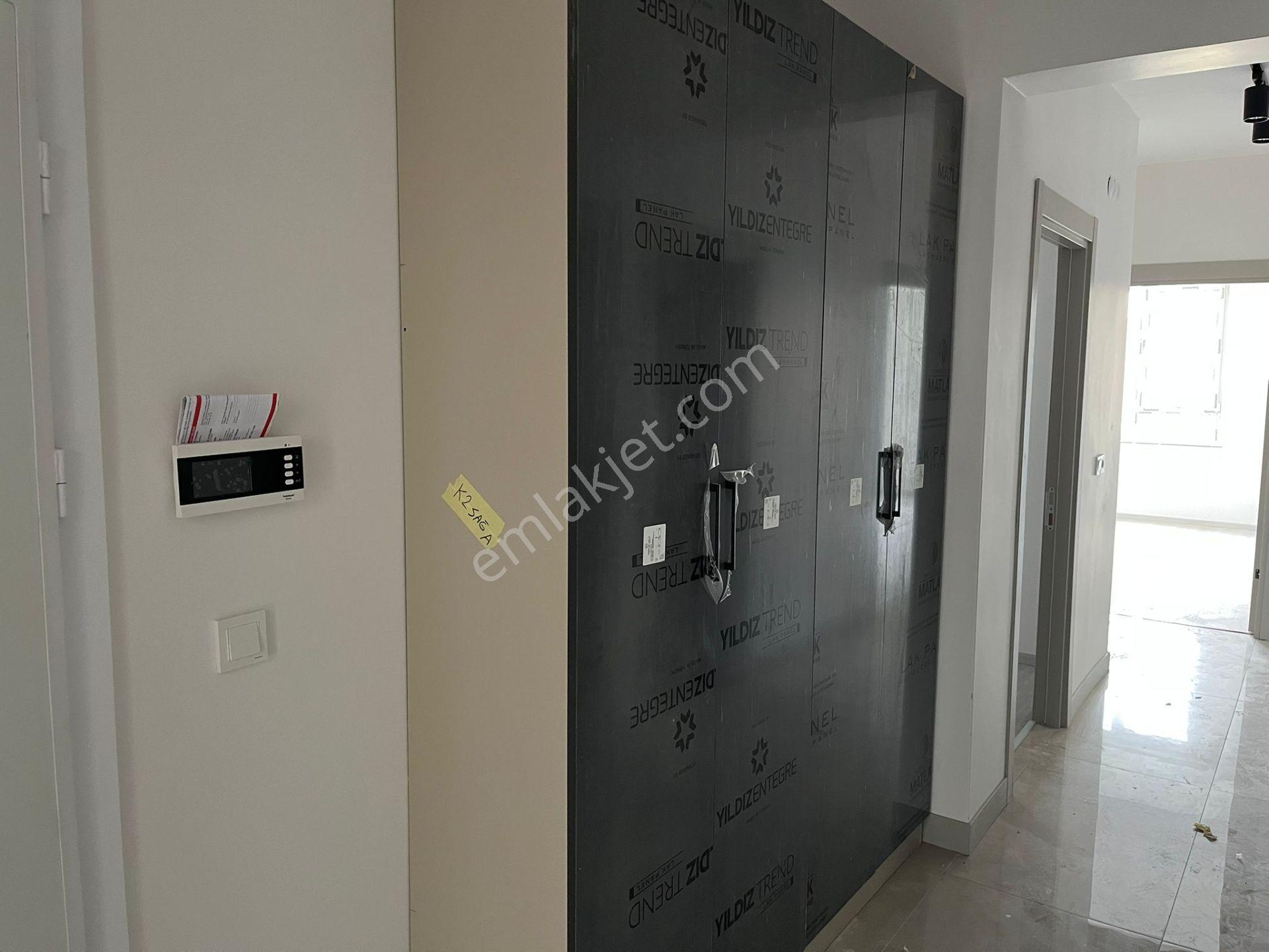 Century 21 Vizyondan Çamlıca Mahallesinde Satılık 3+1 Daire - Görsel 18