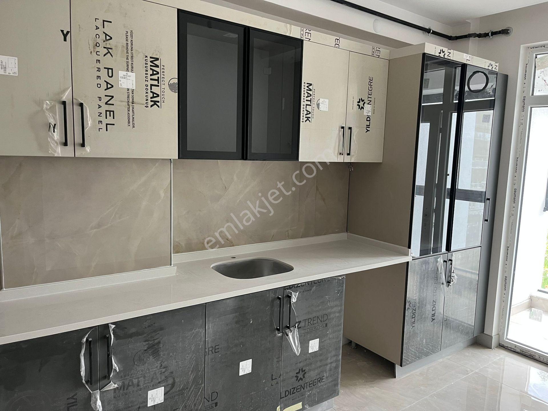 Century 21 Vizyondan Çamlıca Mahallesinde Satılık 3+1 Daire - Görsel 7