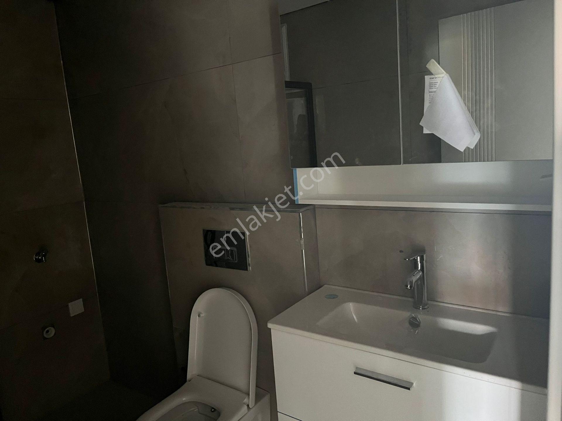 Century 21 Vizyondan Çamlıca Mahallesinde Satılık 3+1 Daire - Görsel 24