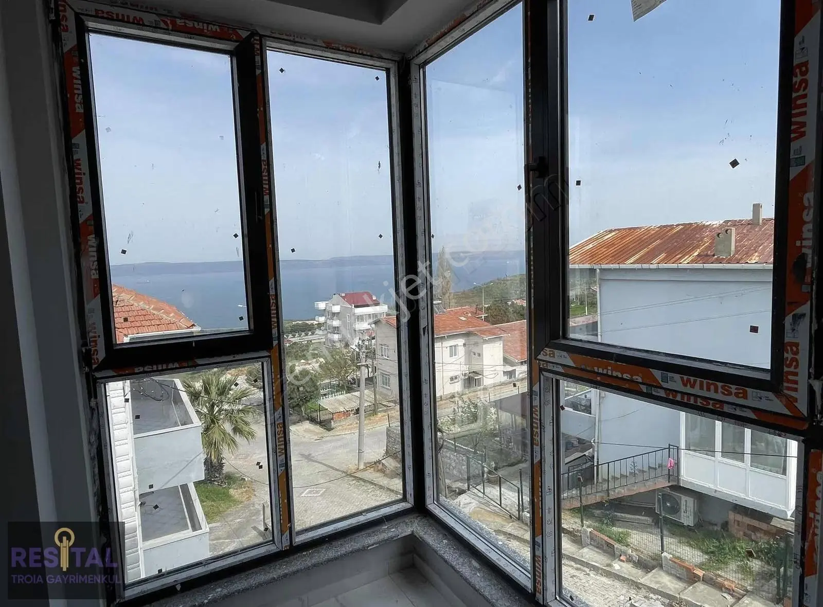İntepe'de Deniz Manzaralı Daire Fiyatına 4+1 Tribleks Villa - Görsel 4