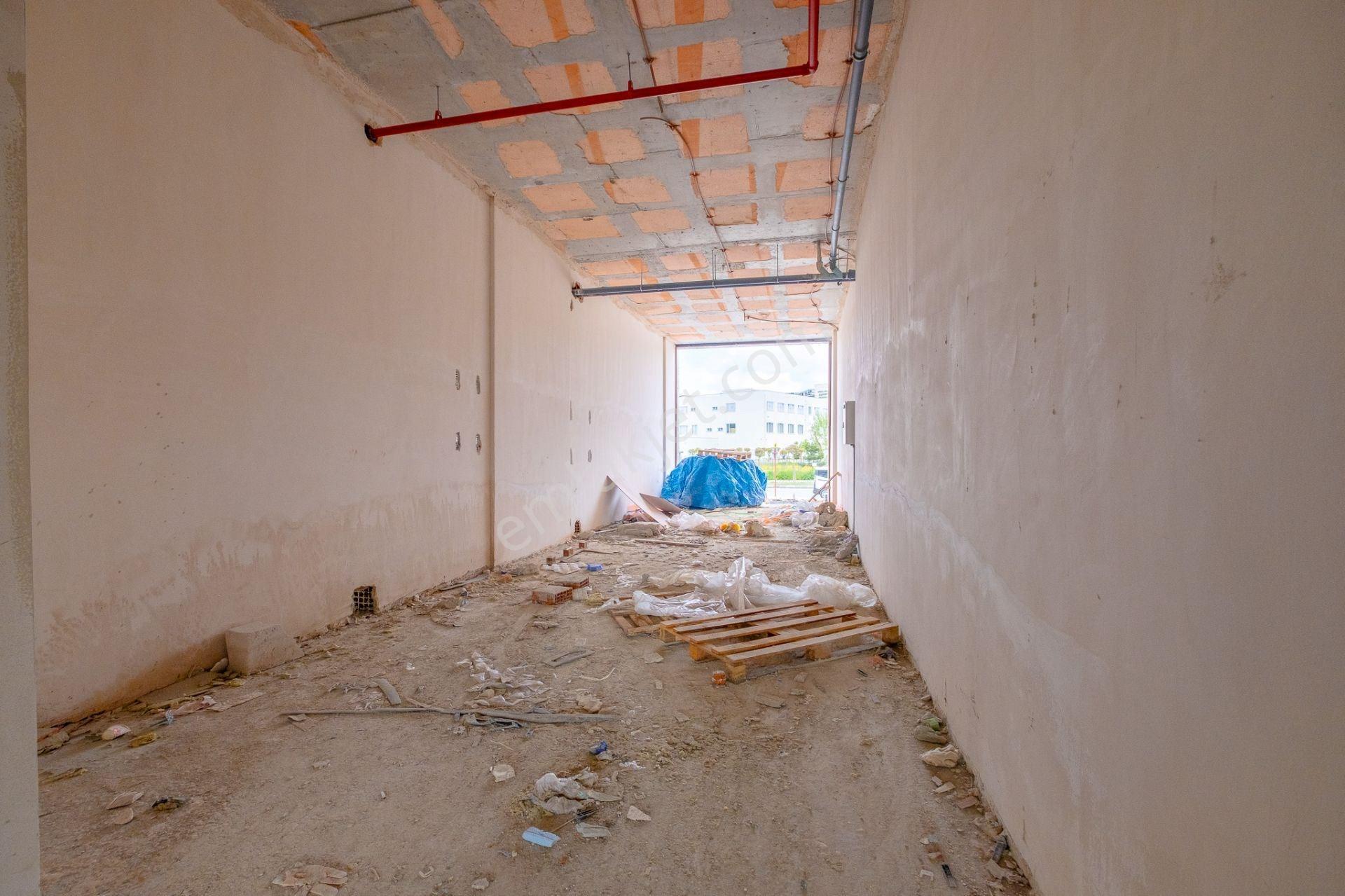 Bahçeşehir Kavşak Lokasyon Eczane'ye Uygun Ticari Ünite - Görsel 8