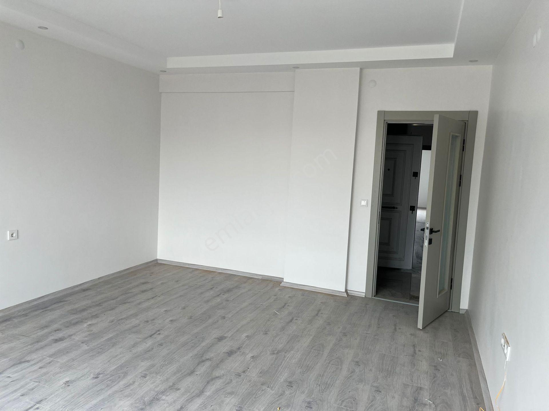 Century 21 Vizyondan Çamlıca Mahallesinde Satılık 3+1 Daire - Görsel 4