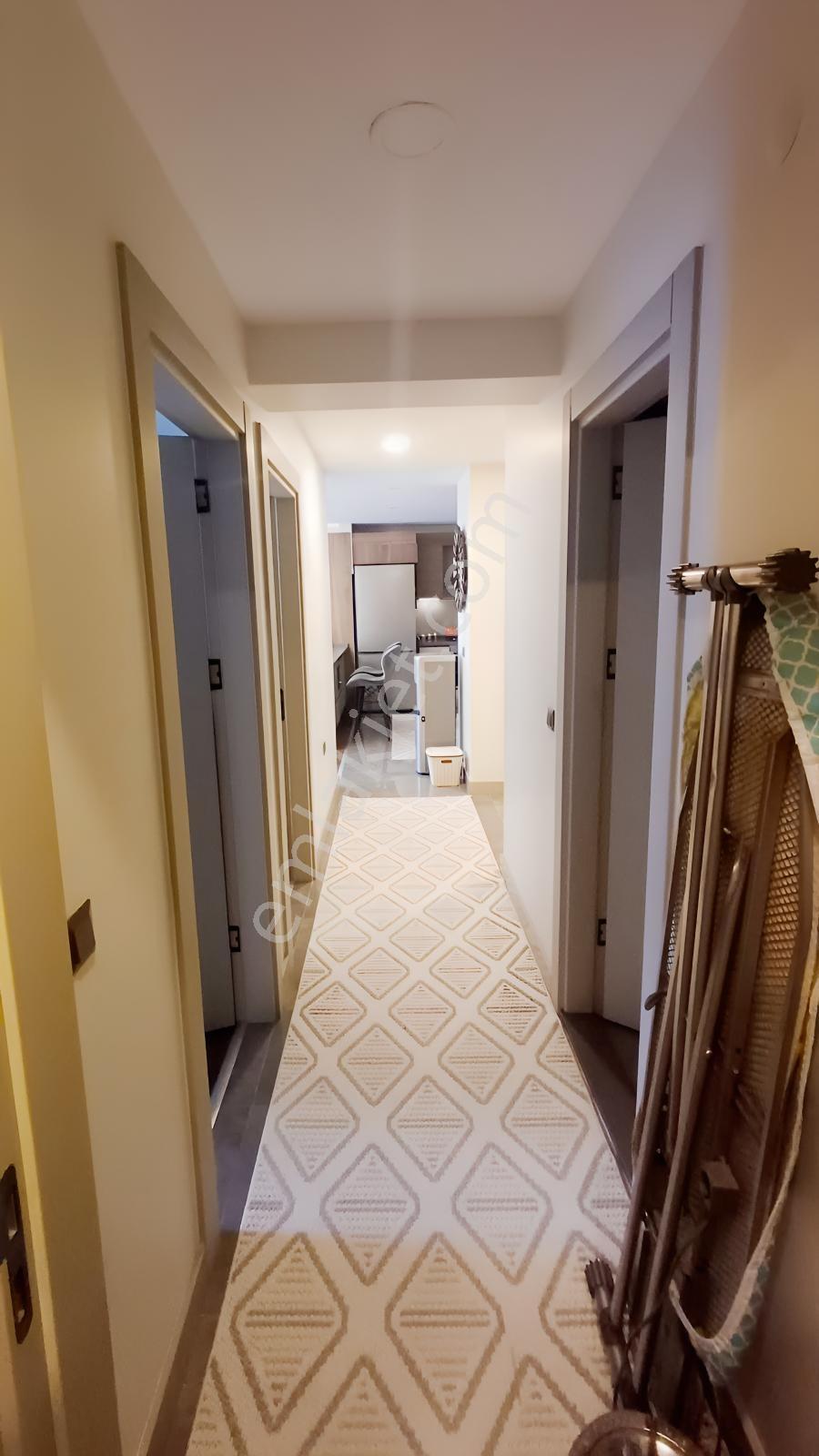 Gaziemir Landor Sitesi'nde Bahçe Manzaralı 3+1 Lüks Daire - Görsel 25