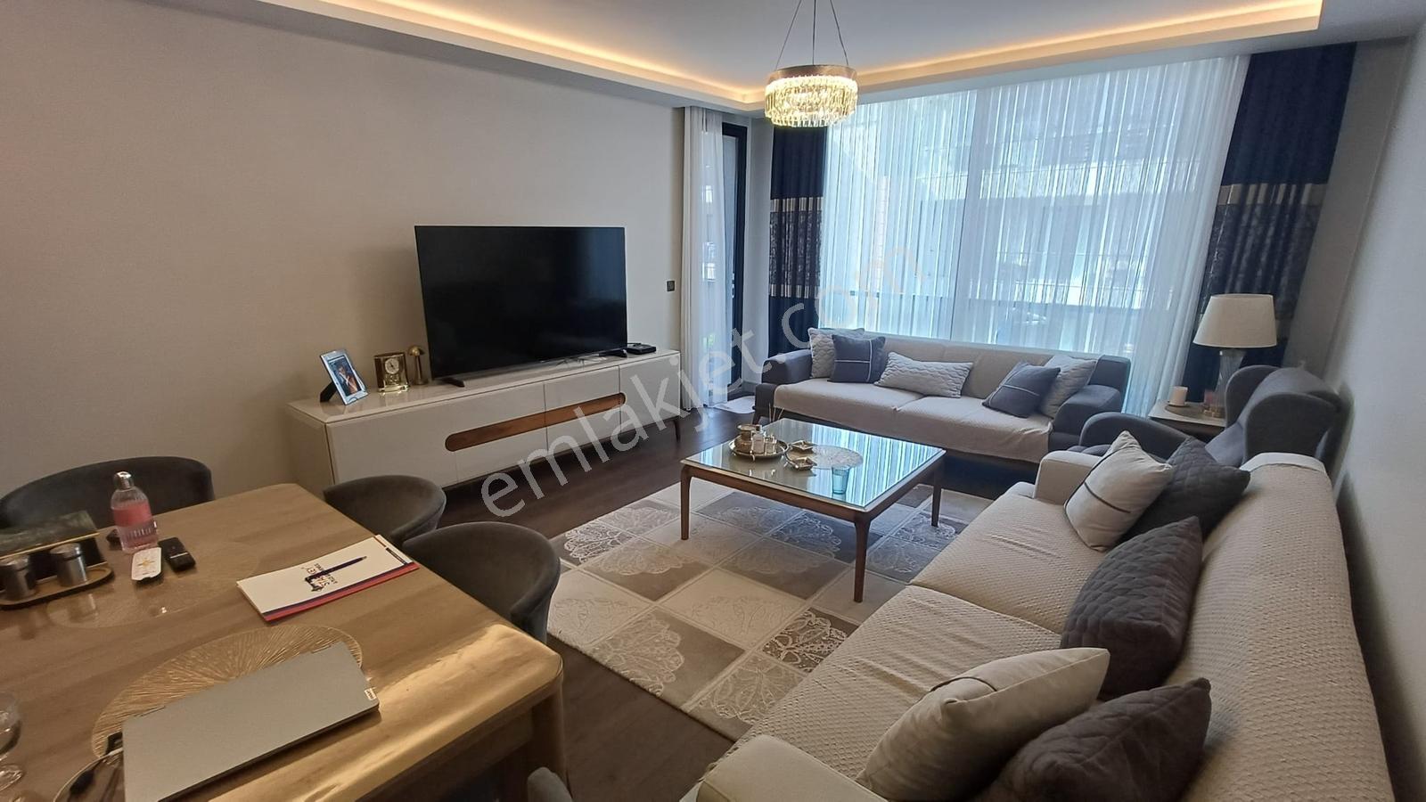 Gaziemir Landor Sitesi'nde Bahçe Manzaralı 3+1 Lüks Daire - Görsel 3
