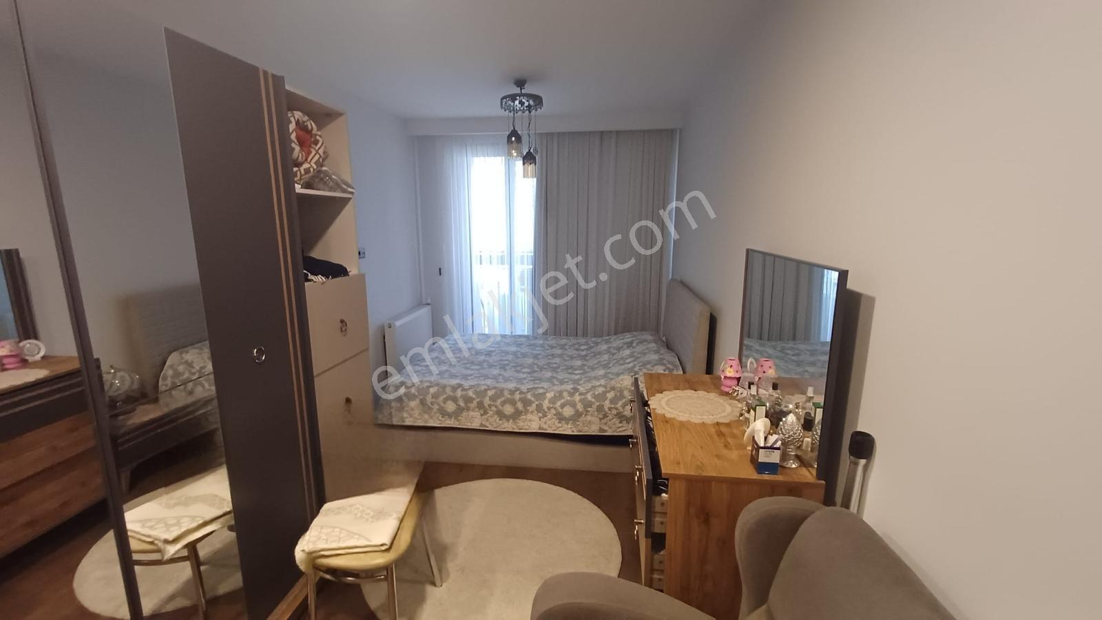 Gaziemir Landor Sitesi'nde Bahçe Manzaralı 3+1 Lüks Daire - Görsel 4