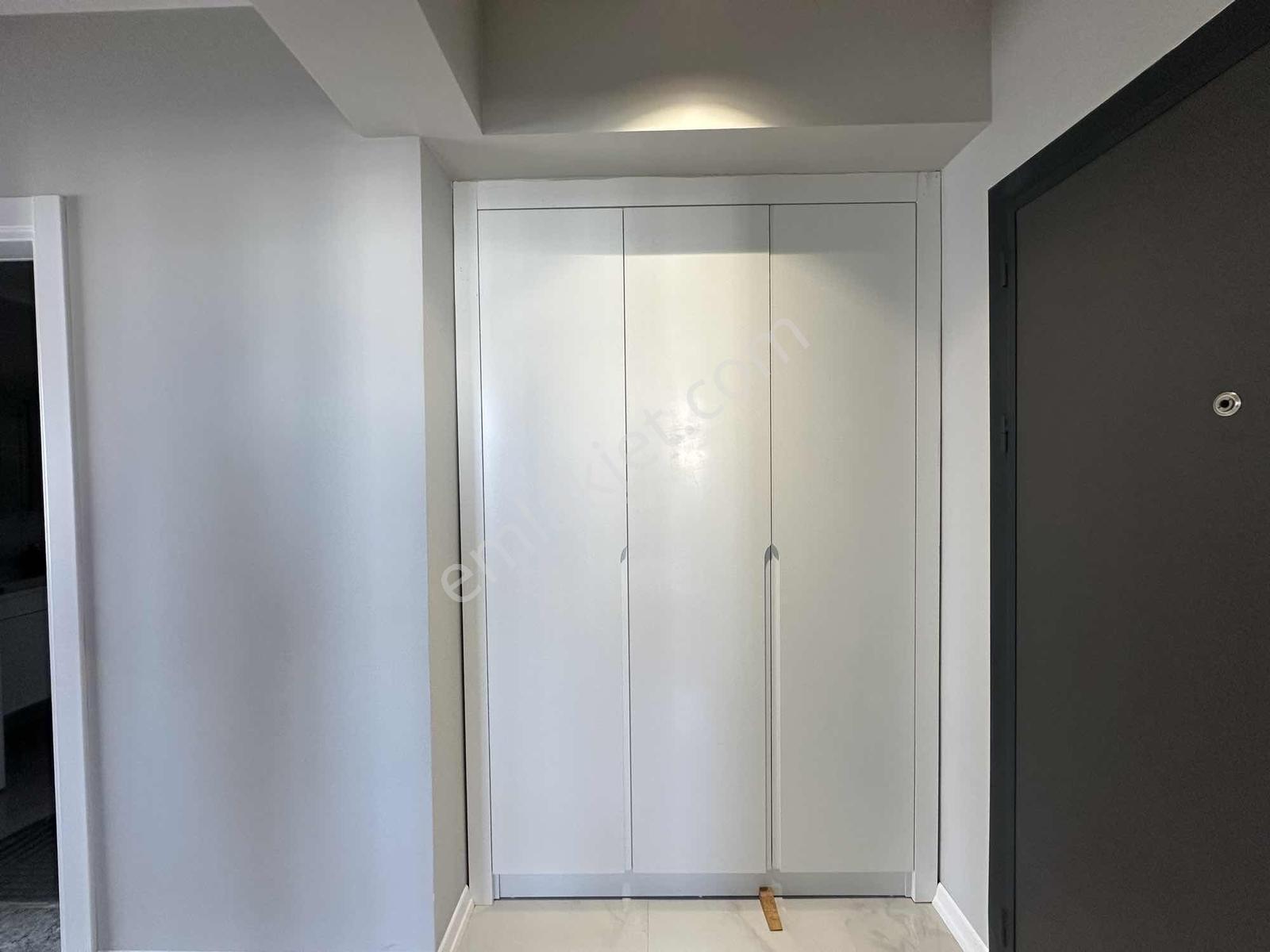 Bursadabul'dan Barış Mah. 2+1 Eşyalı Kiracılı Köşe Daire - Görsel 12