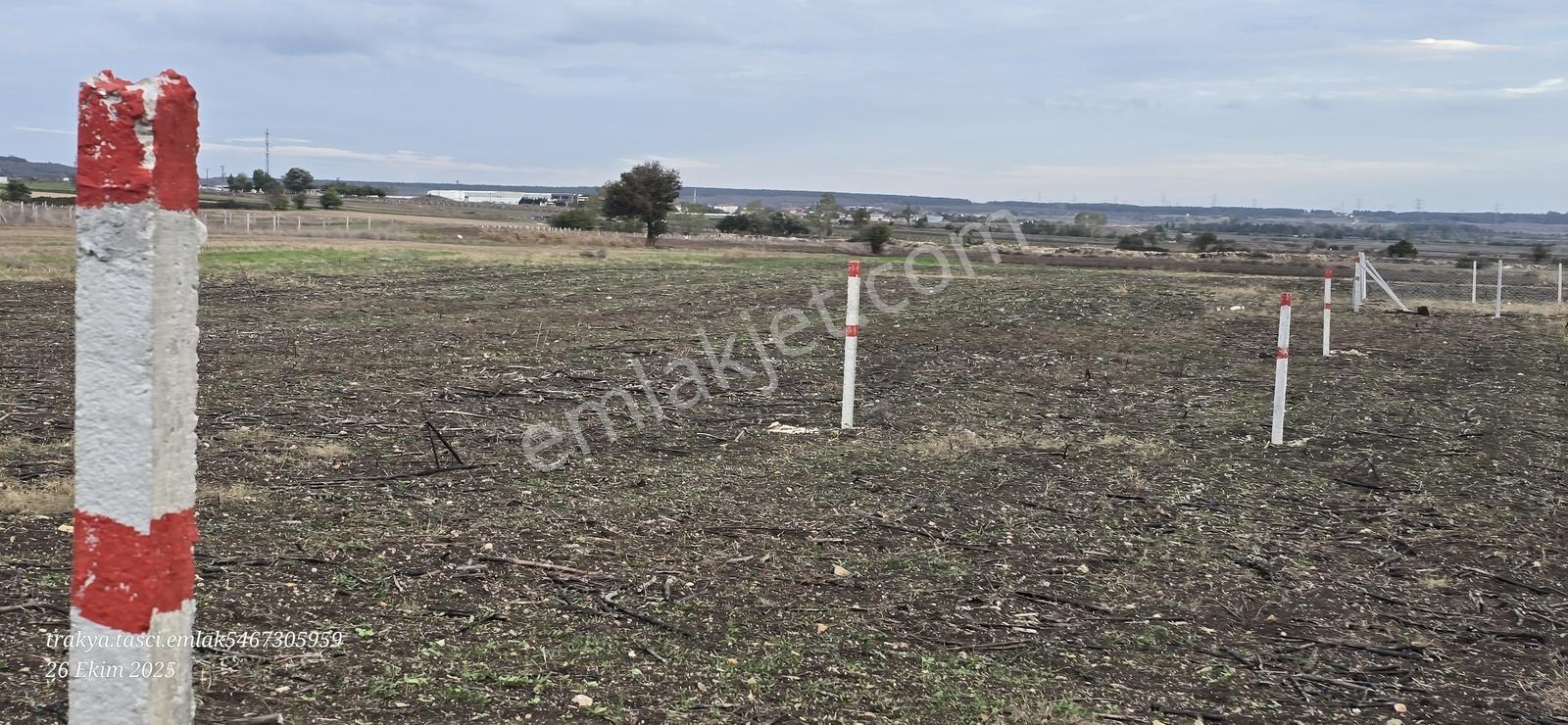 Çakıllı Evrenli İstanbul Yolu Üzerinde Satılık 300 M2 Tarla - Görsel 3