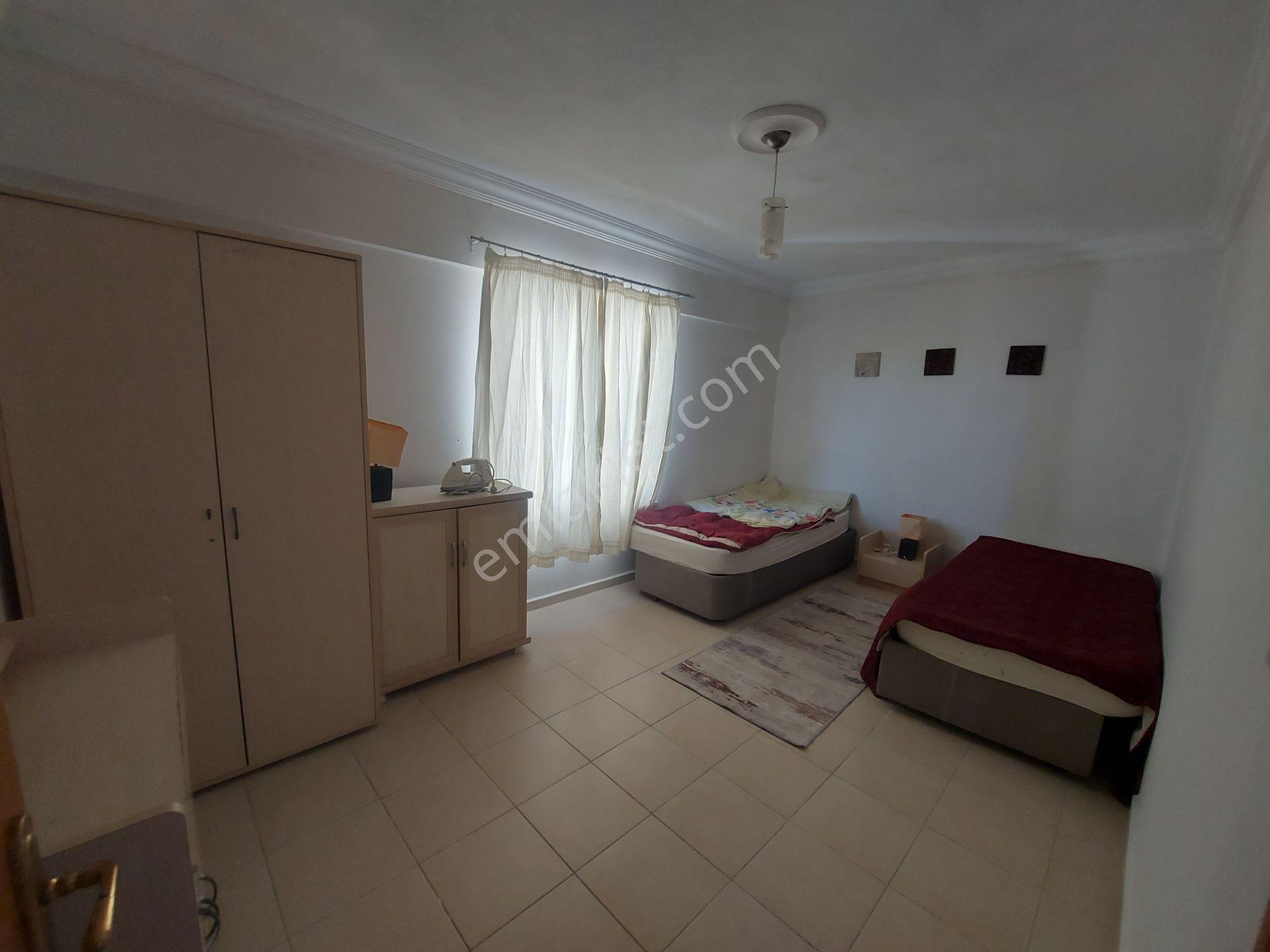 Havuzlu Güvenlikli Sitede Ara Kat Ön Cephe Asansörlü 2+1 - Görsel 23