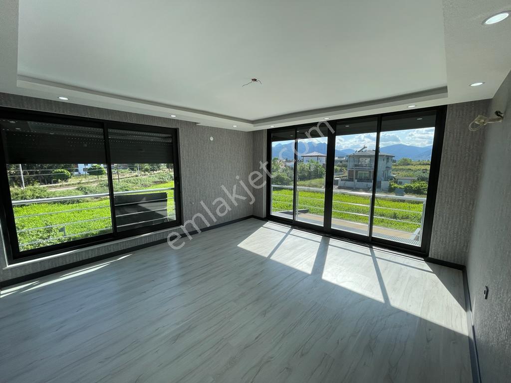 Bahçeyaka'da Satılık Villa - Görsel 9