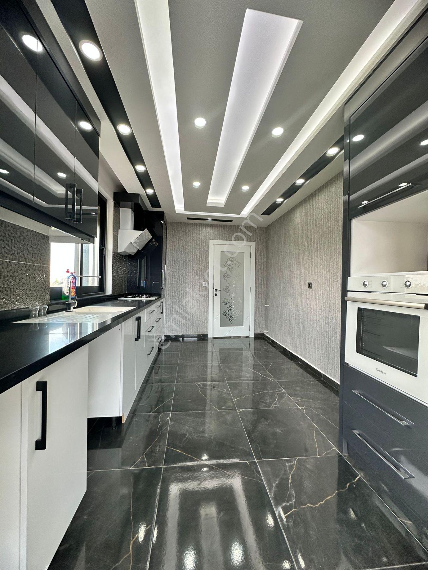 Bahçeyaka'da Satılık Villa - Görsel 4