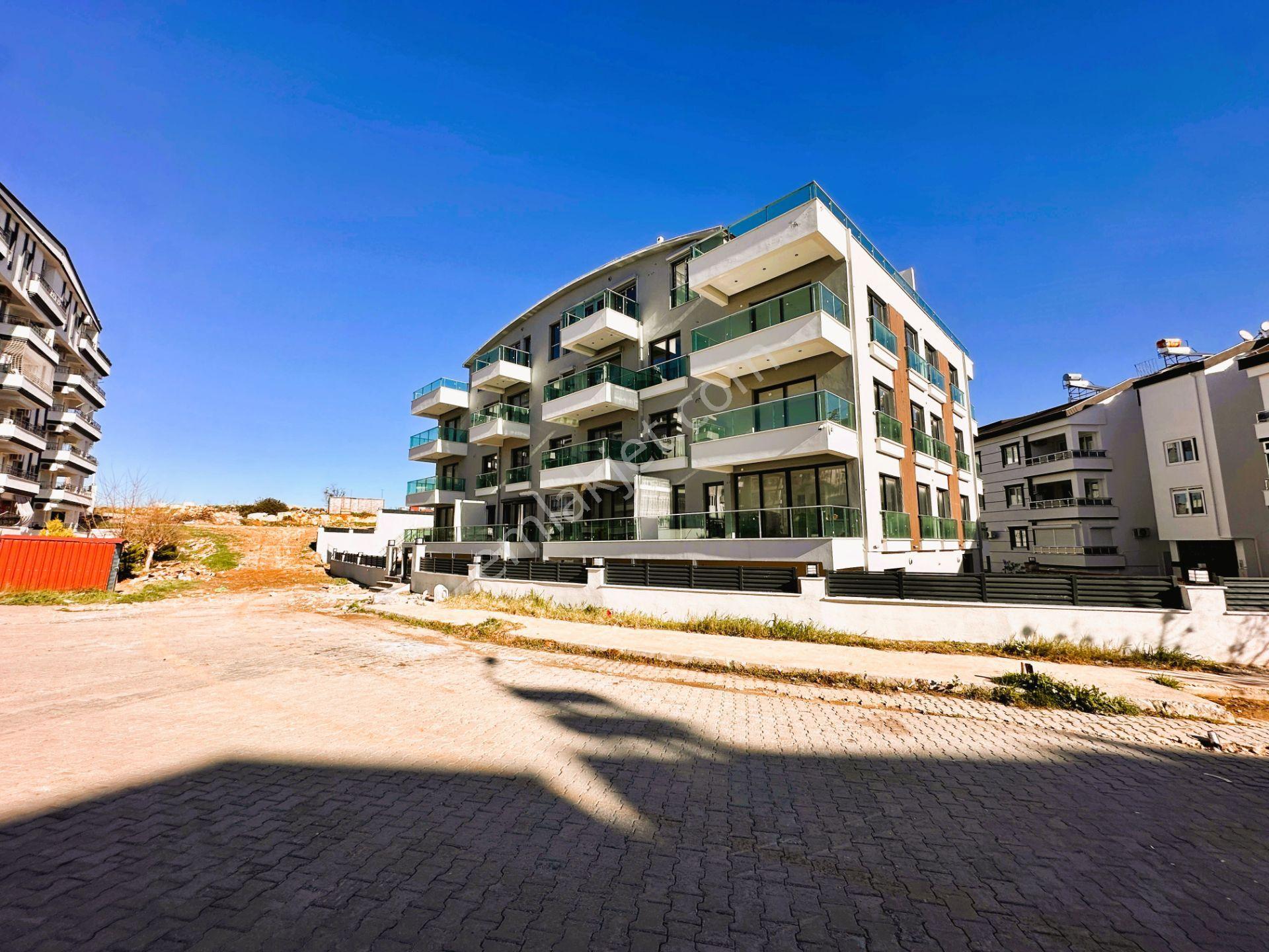 Havuzlu Asansörlü Sitede Ara Kat Plaja 1300 M Mesafede - Görsel 21