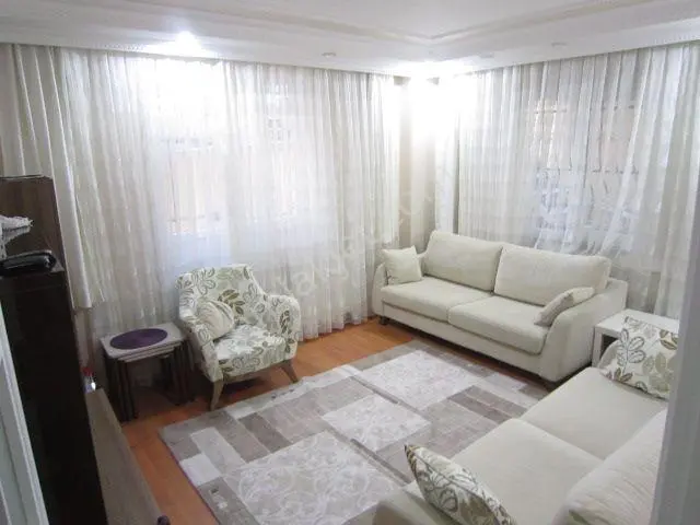 Old City'den Siyavuşpaşa Vişne Sk 15yıllık Binada Bahçeli 3+1 90m2 Lx - Görsel 2