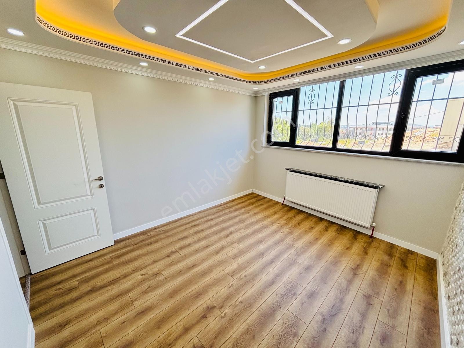 Sevinç'ten Lüks Dizayn ! Cephesi Tamamen Açık 100 M² Satılık 2+1 - Görsel 27
