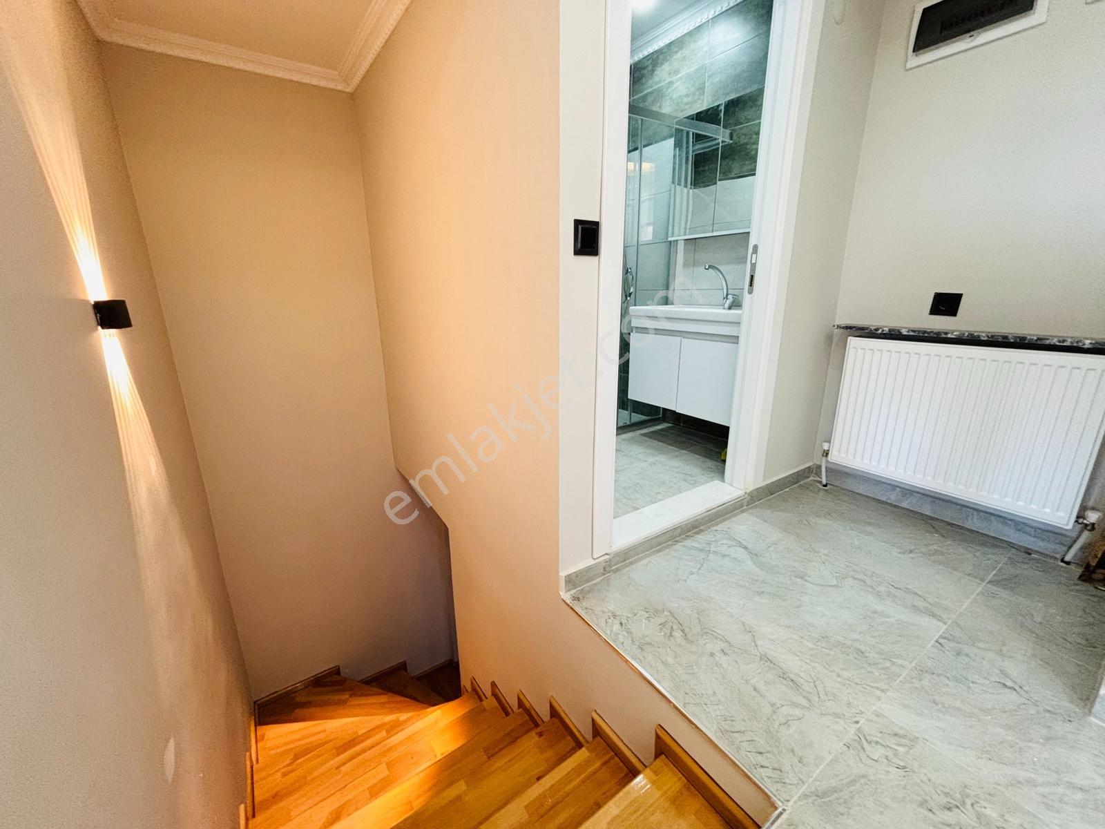 Sevinç'ten Lüks Dizayn ! Cephesi Tamamen Açık 100 M² Satılık 2+1 - Görsel 23