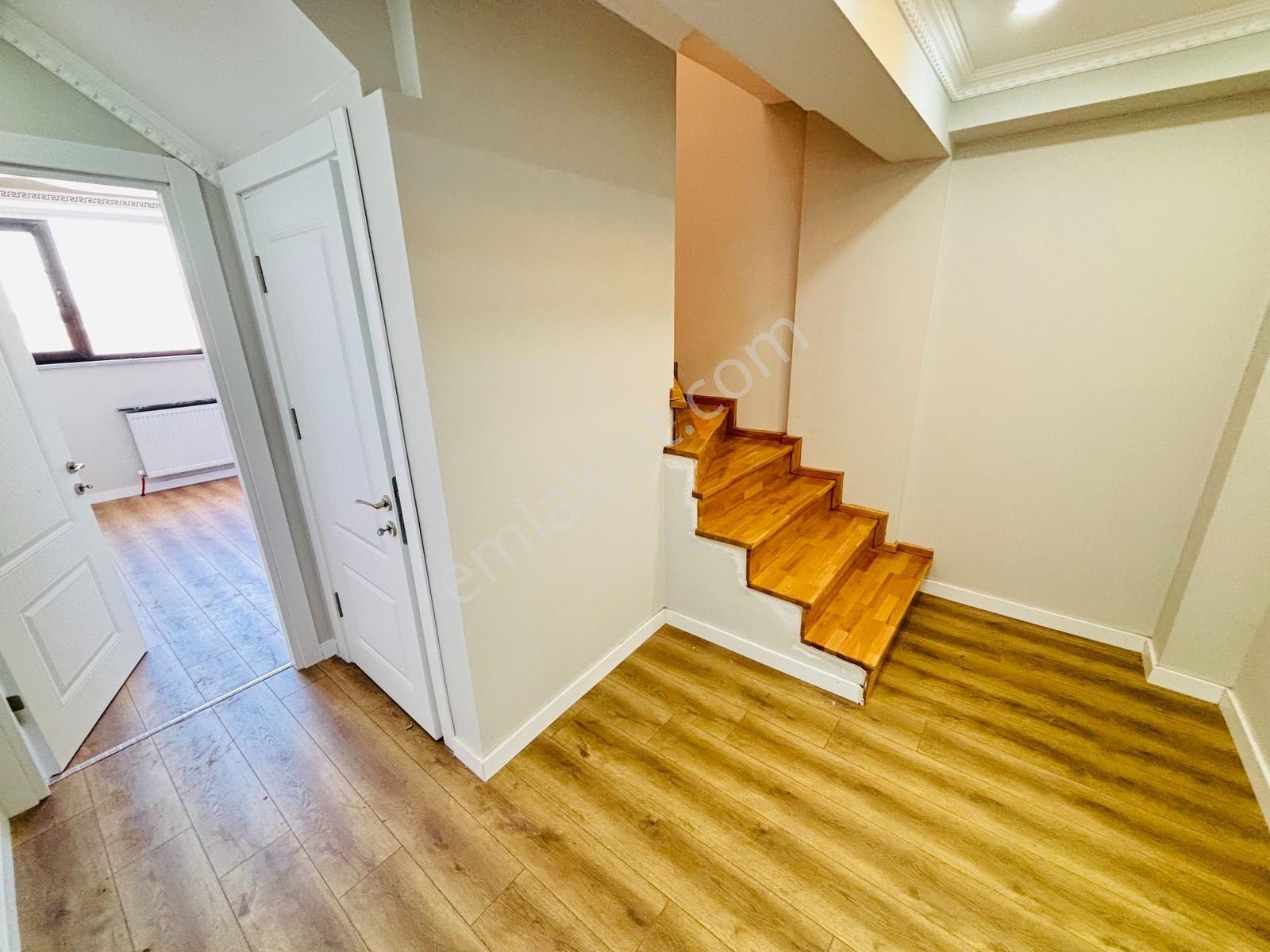 Sevinç'ten Lüks Dizayn ! Cephesi Tamamen Açık 100 M² Satılık 2+1 - Görsel 11