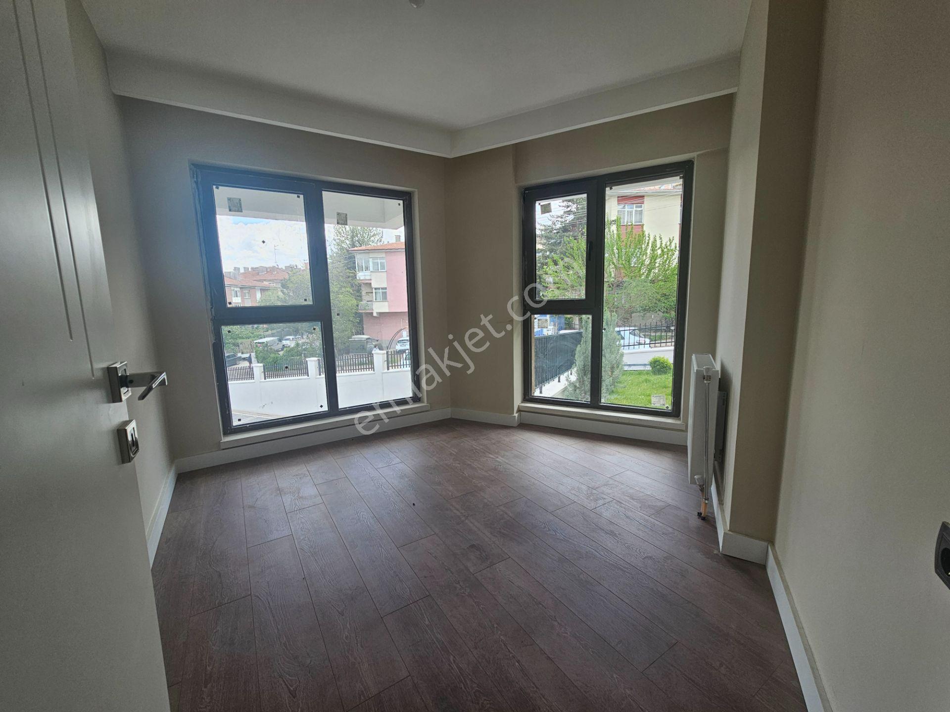 Tepebaşı Merkezi Konumda Güney Cephe Asansörlü Yeni Nesil 2+1 - Görsel 7