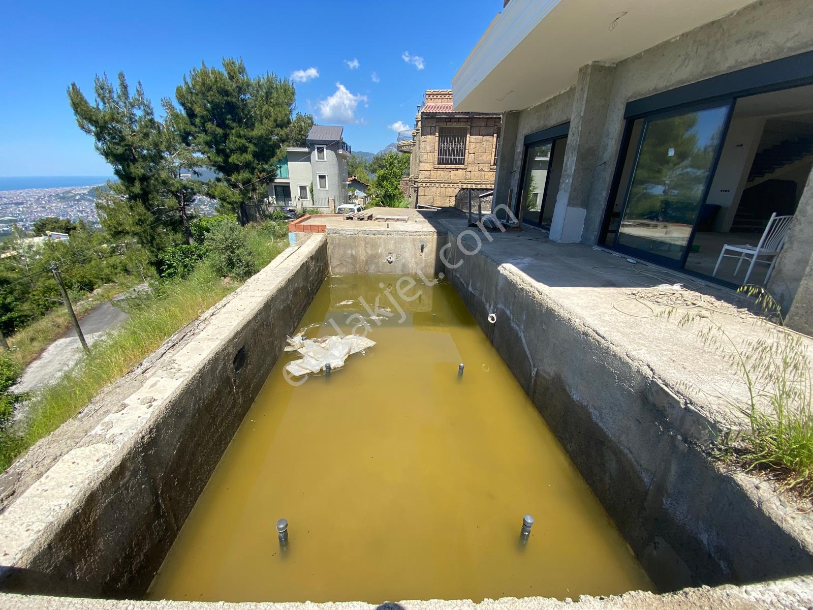 Alanya Kızılcaşehir Mahallesinde Satılık Full Deniz Ve Şehir Manzaralı Villa - Görsel 15