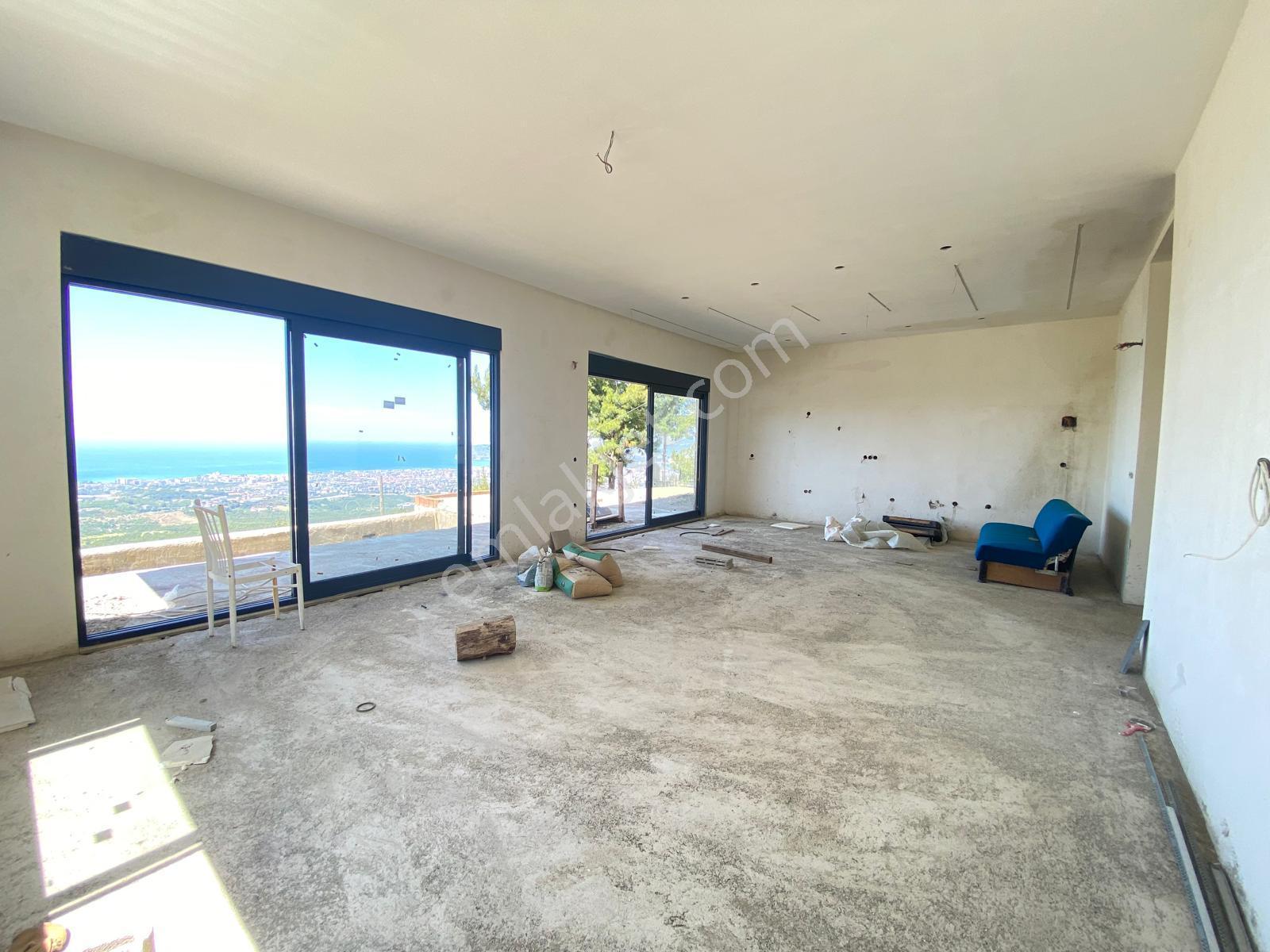 Alanya Kızılcaşehir Mahallesinde Satılık Full Deniz Ve Şehir Manzaralı Villa - Görsel 7