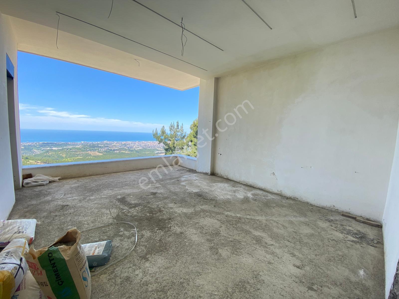 Alanya Kızılcaşehir Mahallesinde Satılık Full Deniz Ve Şehir Manzaralı Villa - Görsel 18